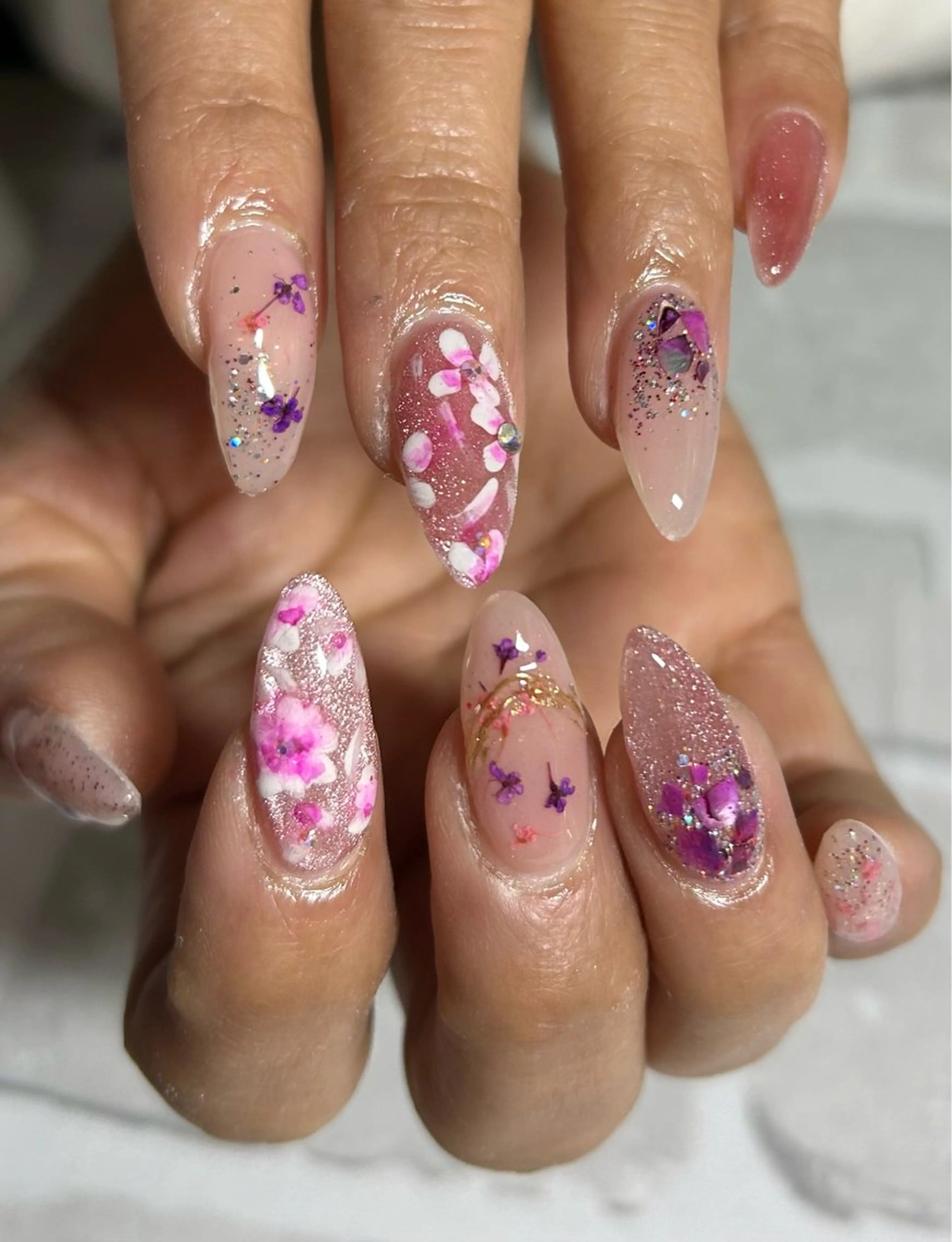 ミディアム 2DY NAIL SALONのネイルデザイン
