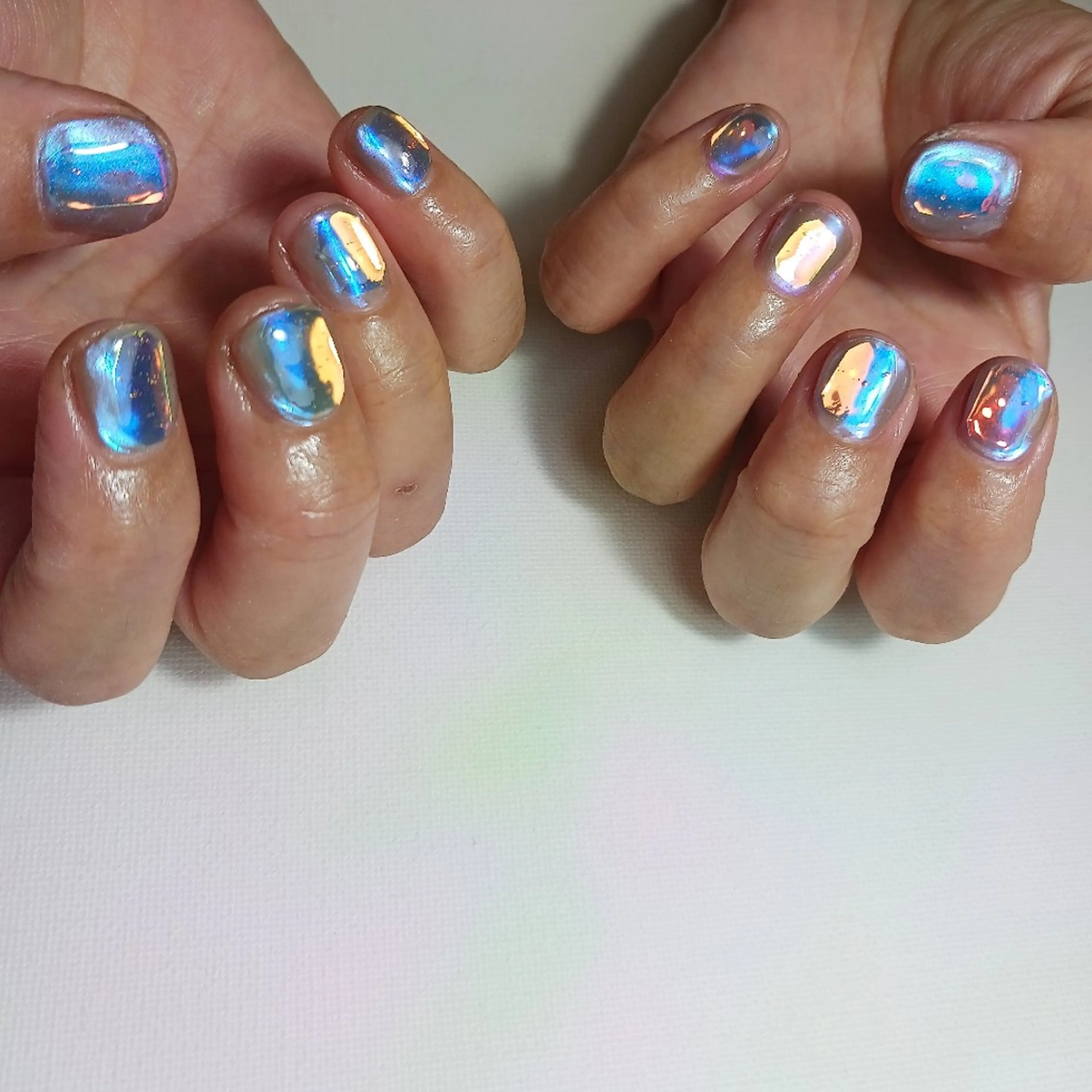 ネイル オーロラネイル ジェルネイル 氷ネイル・うるうるネイル 持ち込み ショートネイル ハンドネイル owlnail /持込みデザイン専門のネイルデザイン