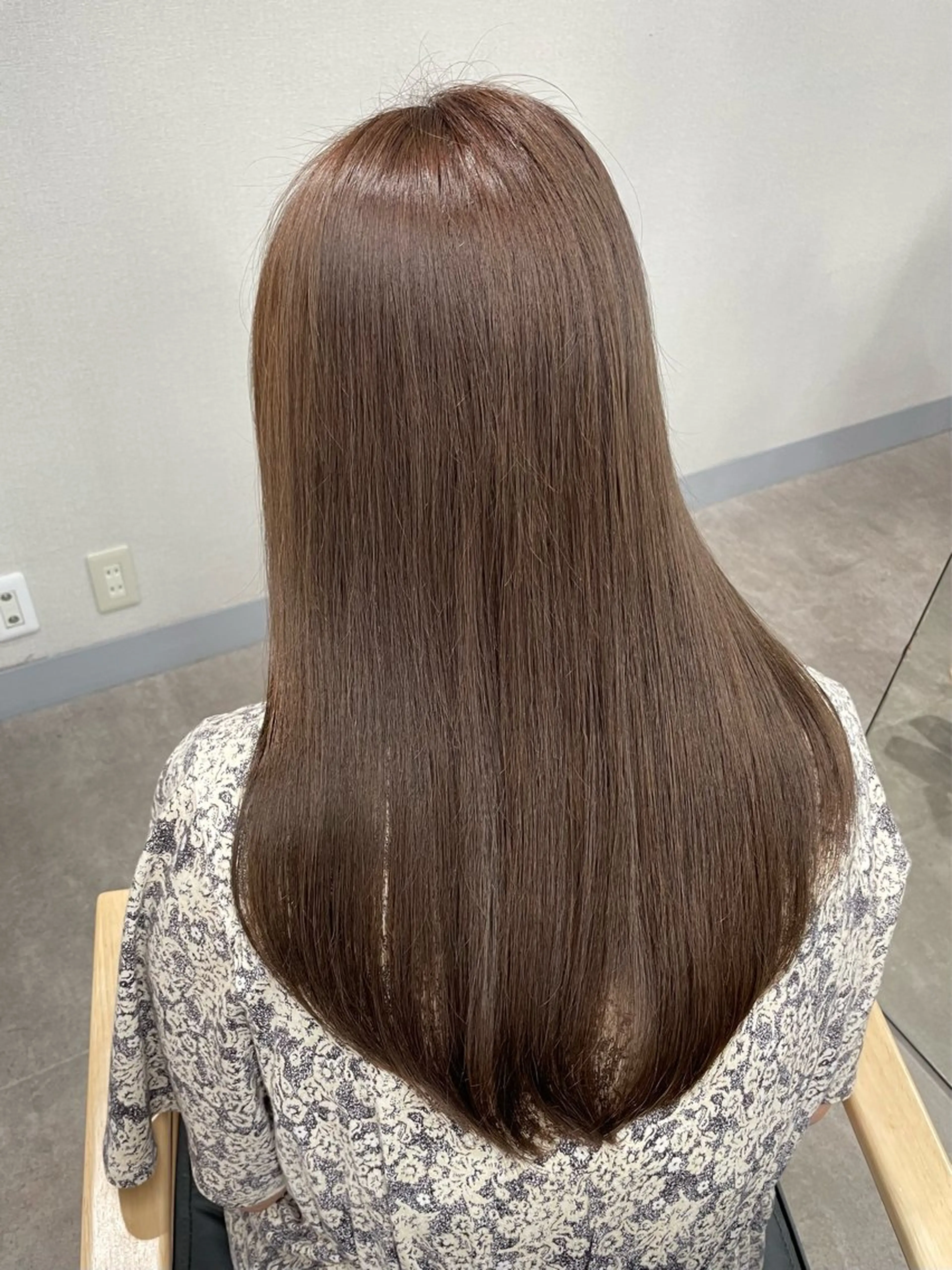 ロング カラー ヘアカラー トリートメント ヘッドスパ Qin shaire salon 原宿店所属・レイヤーカット 韓国ヘアayameのヘアスタイル