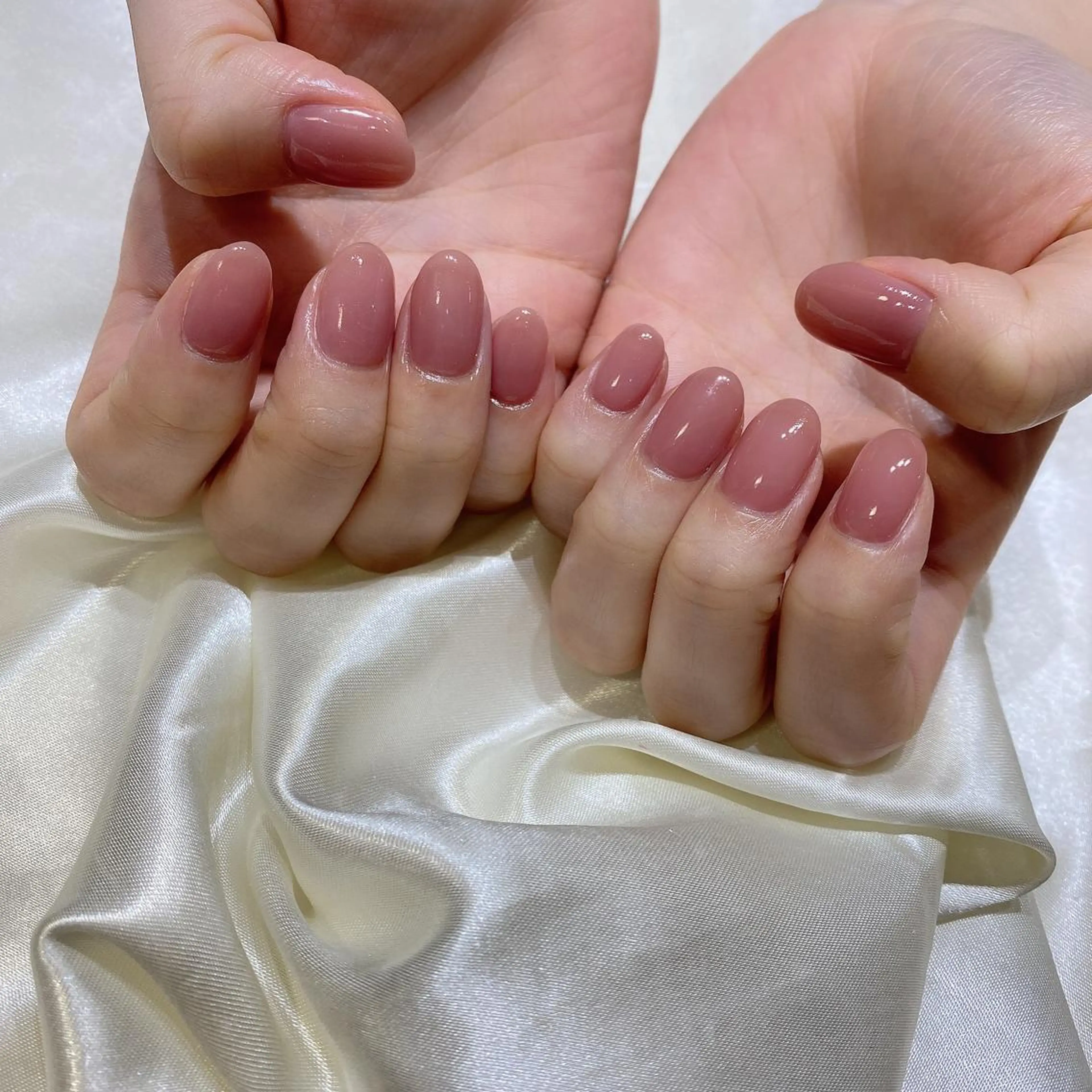 ネイル ハンドネイル 西岡 杏のネイルデザイン