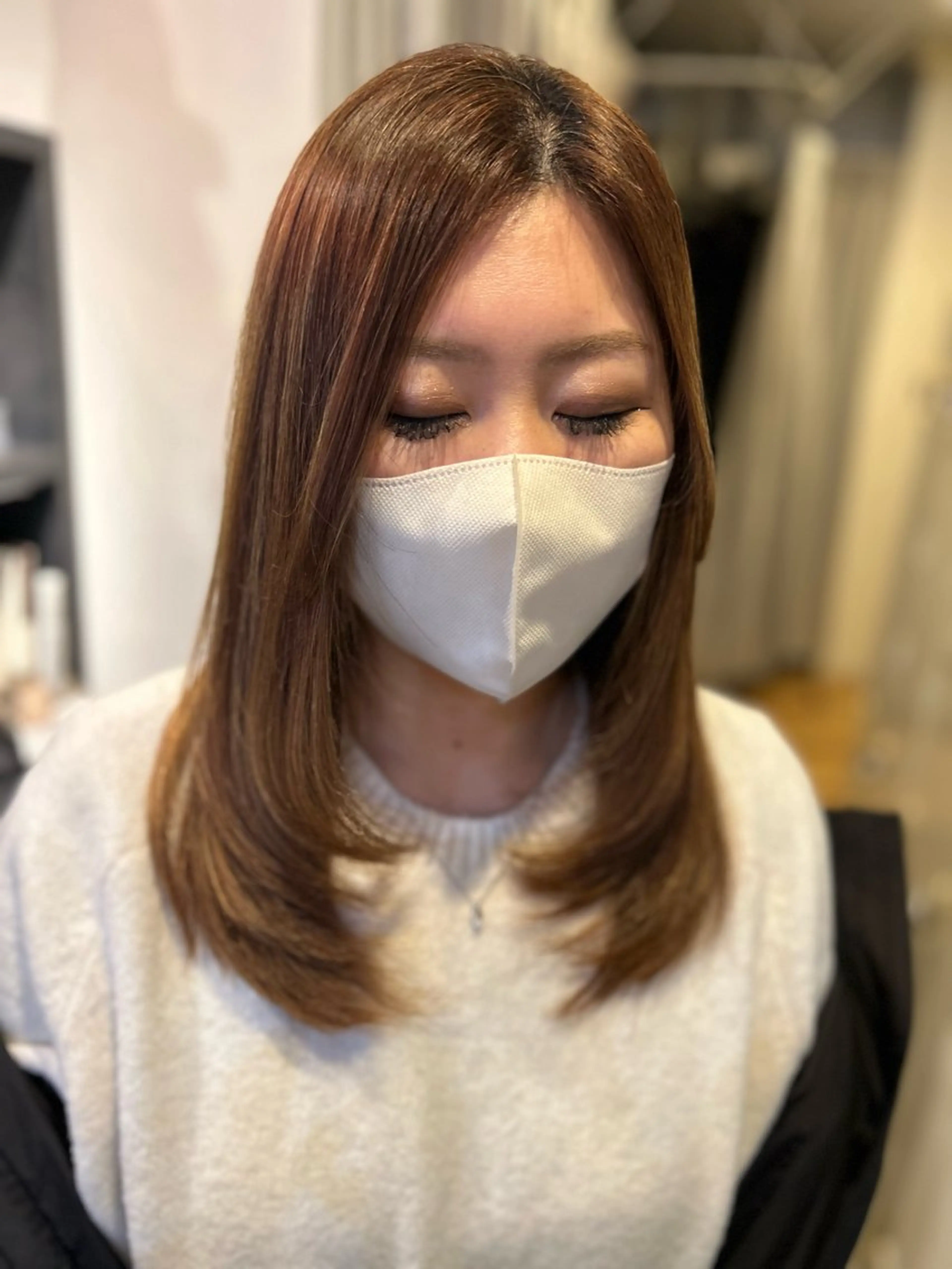 セミロング 縮毛矯正／レイヤー／ 🩵mizukiのヘアスタイル