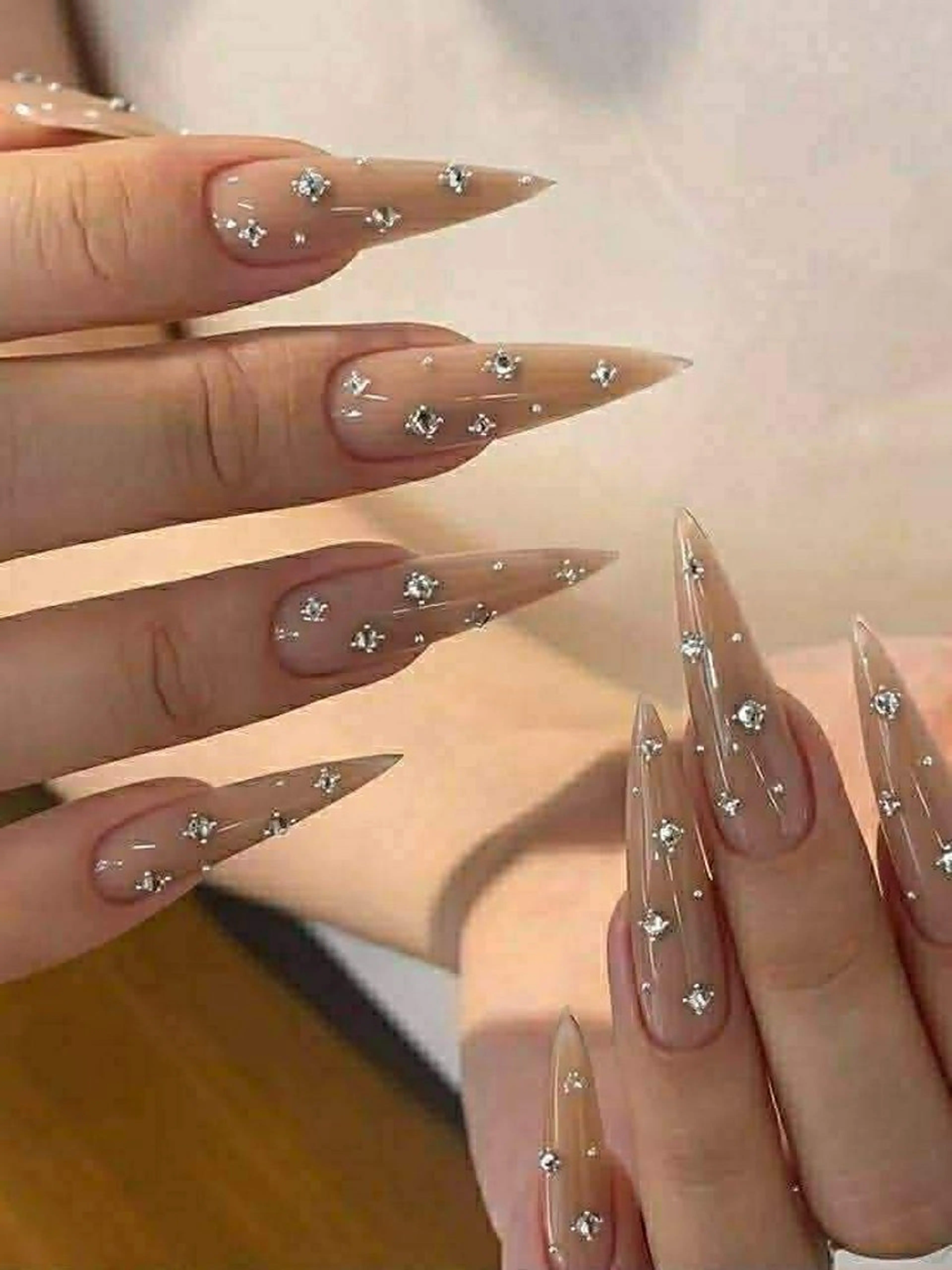 ネイル ハンドネイル 本田 アユミのネイルデザイン