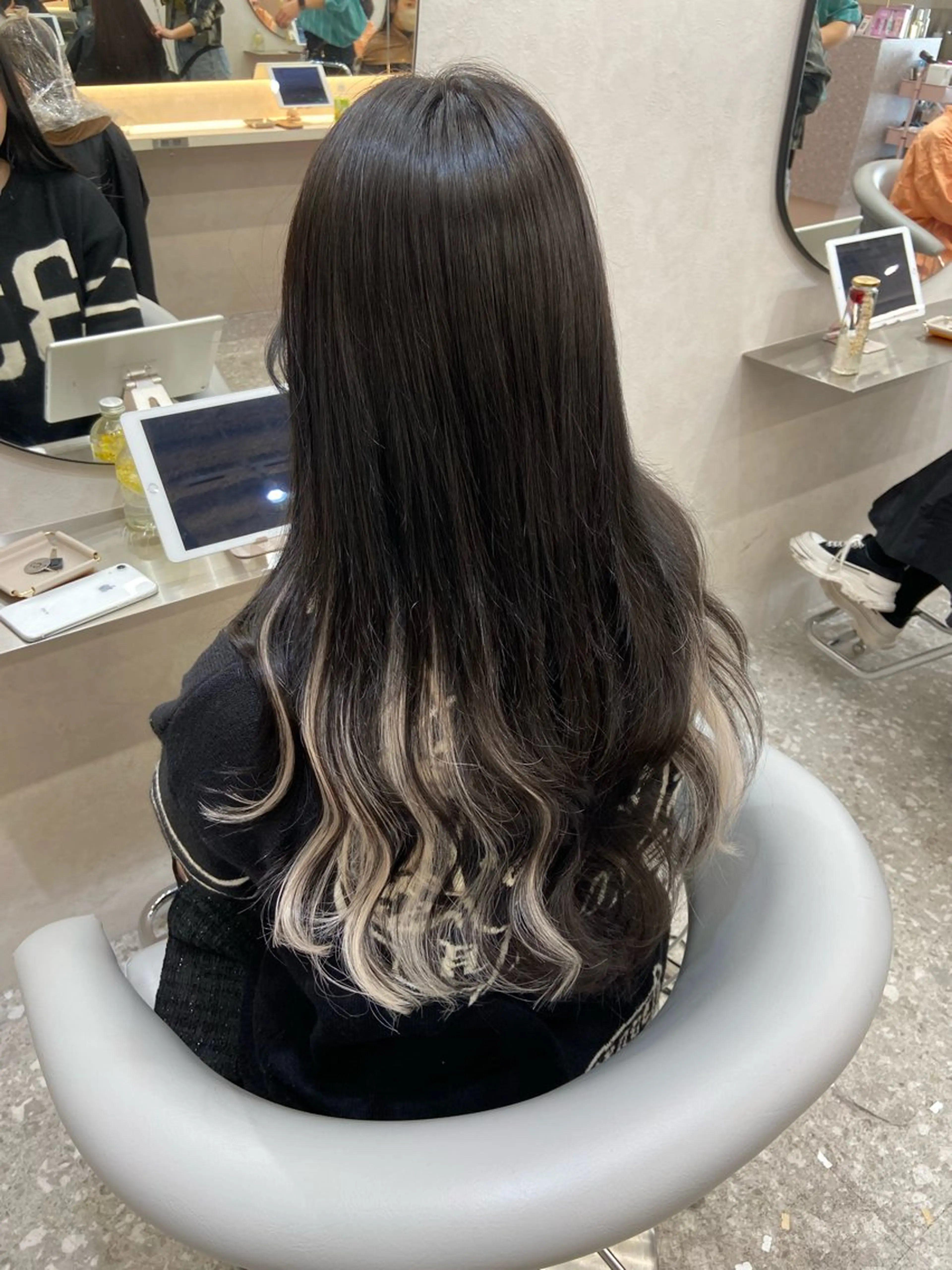 ロング シールエクステ エクステ ヨシンモリ 韓国風ヘア ロング カット エクステ 新宿/韓国ヘア 中明度カラー/かやのヘアスタイル