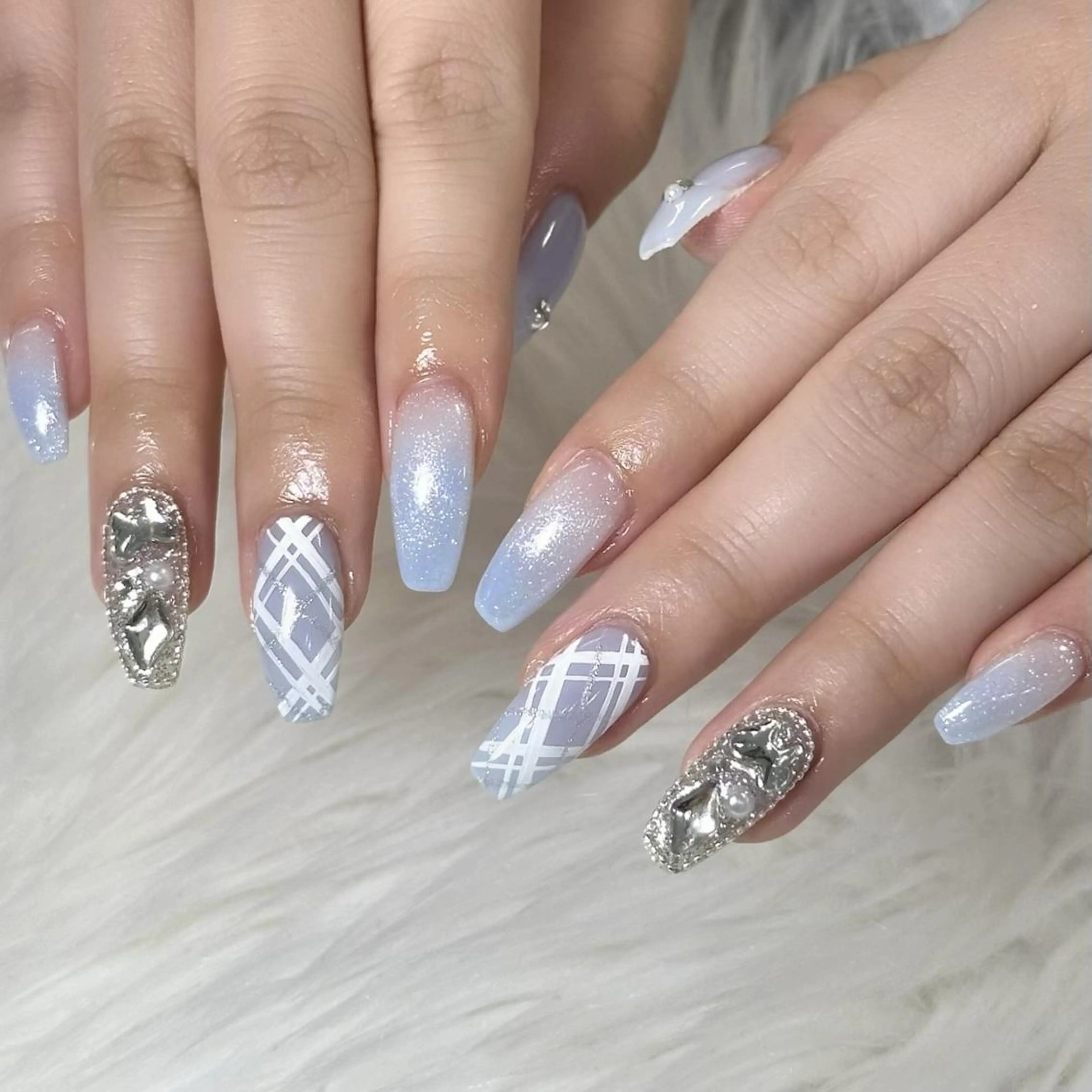 ネイル REBEST京橋 🦋Curumiのネイルデザイン