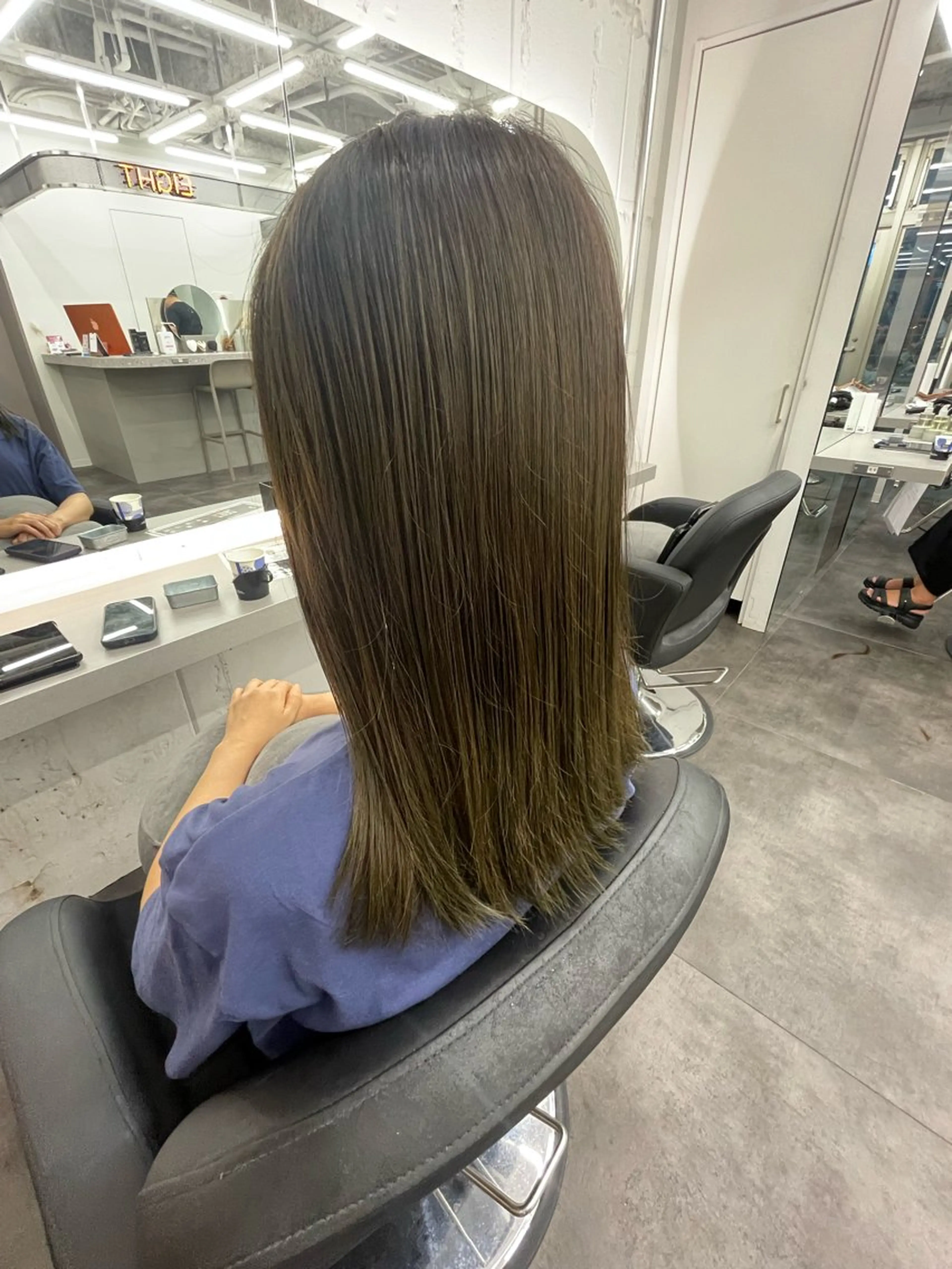 ロング カット ヘアカラー いとう このみのヘアスタイル