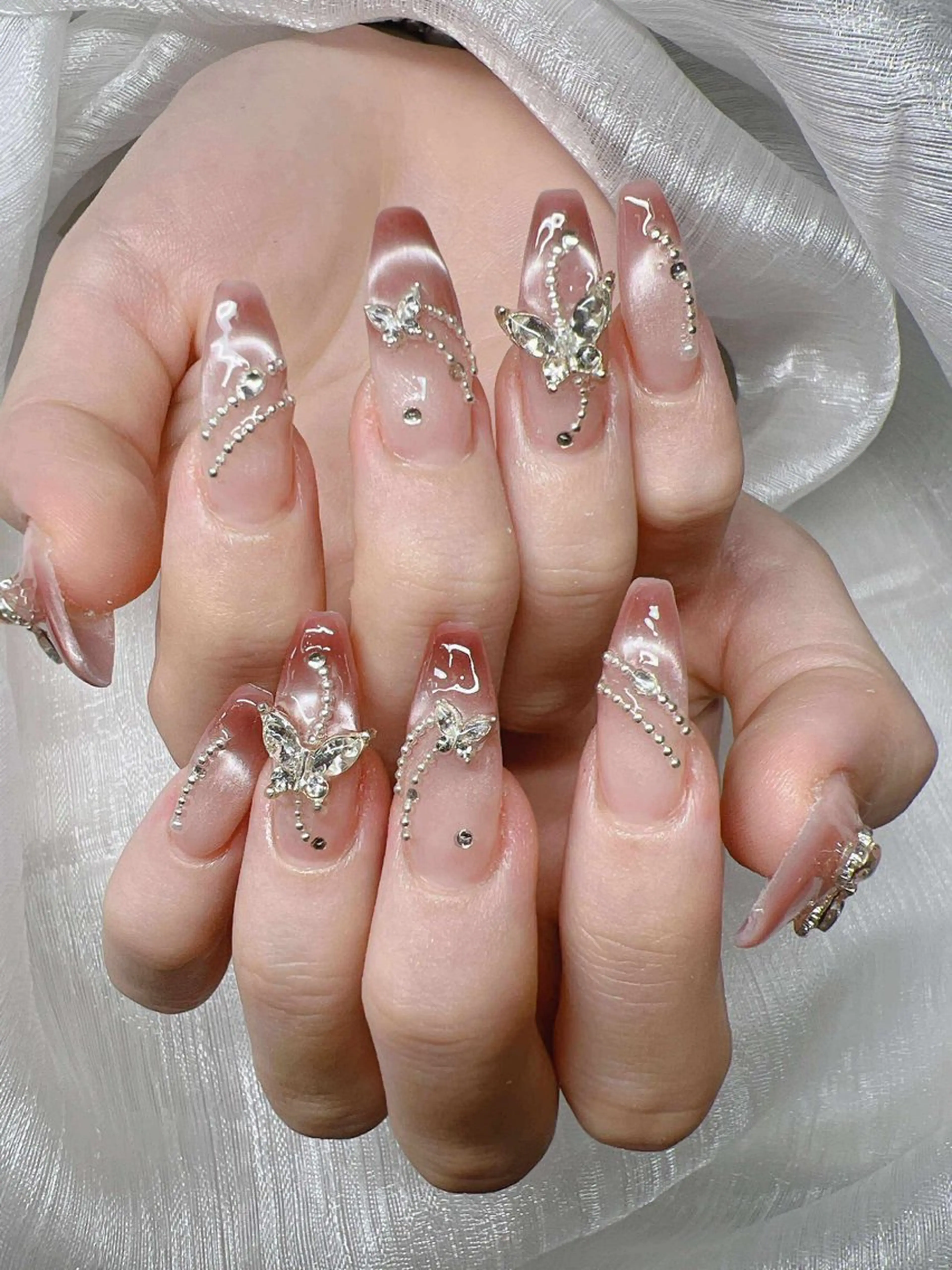 ネイル 長さ出し グラデーション 卒業式 キラキラネイル マグネットネイル ハンドネイル Lee Nailsのネイルデザイン