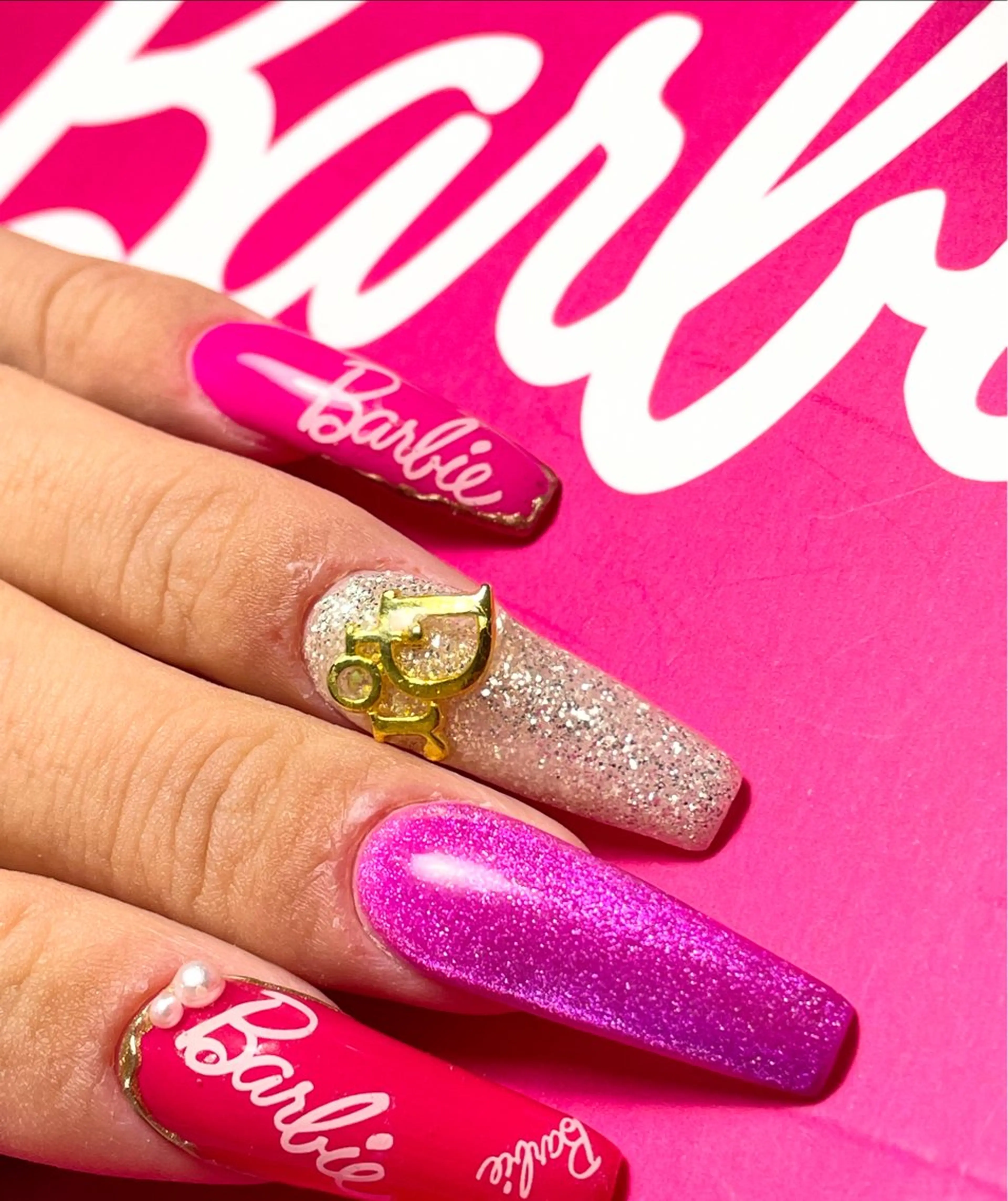 ネイル Bavardage Nailのネイルデザイン