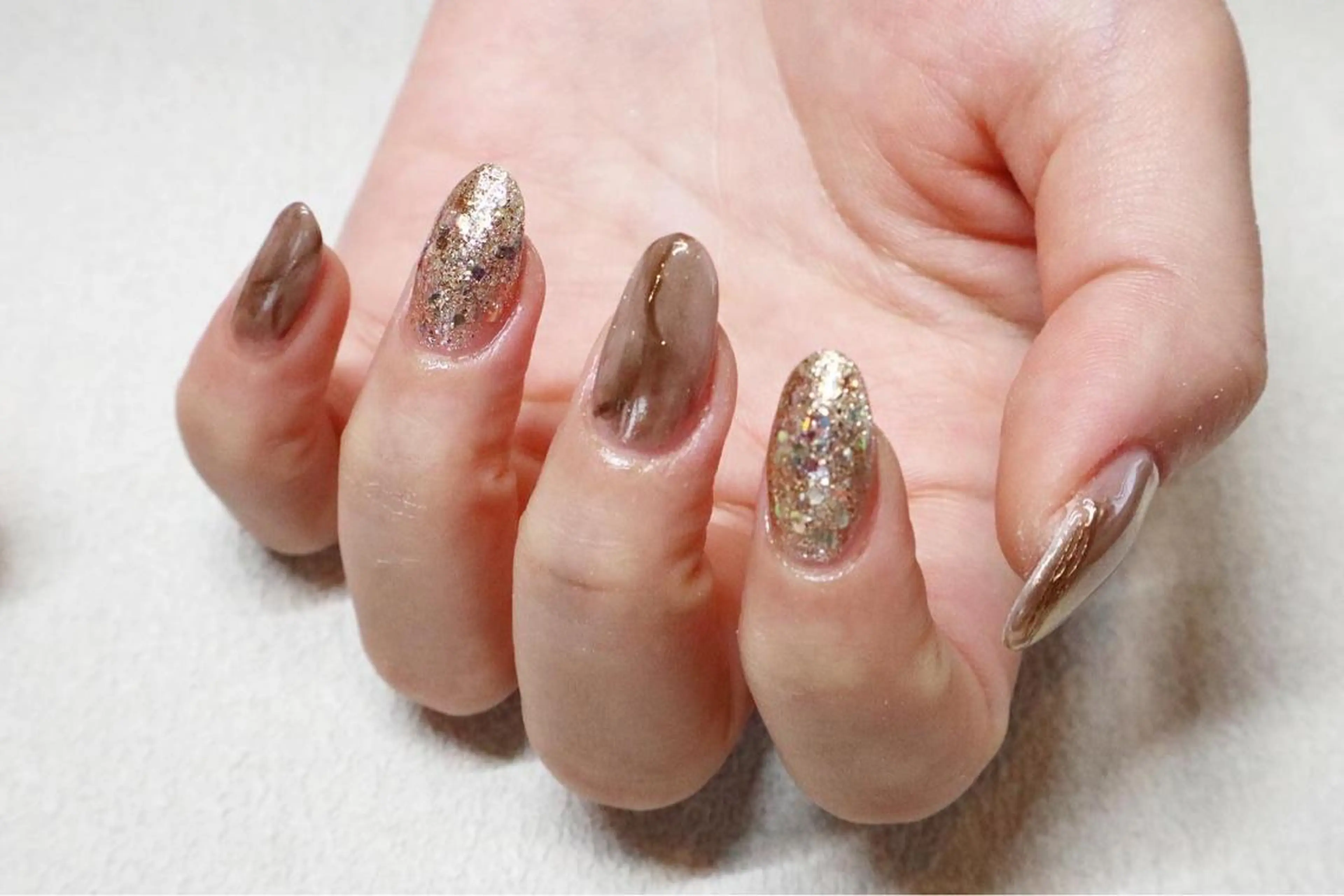 ネイル ハンドネイル 小河 仁美のネイルデザイン