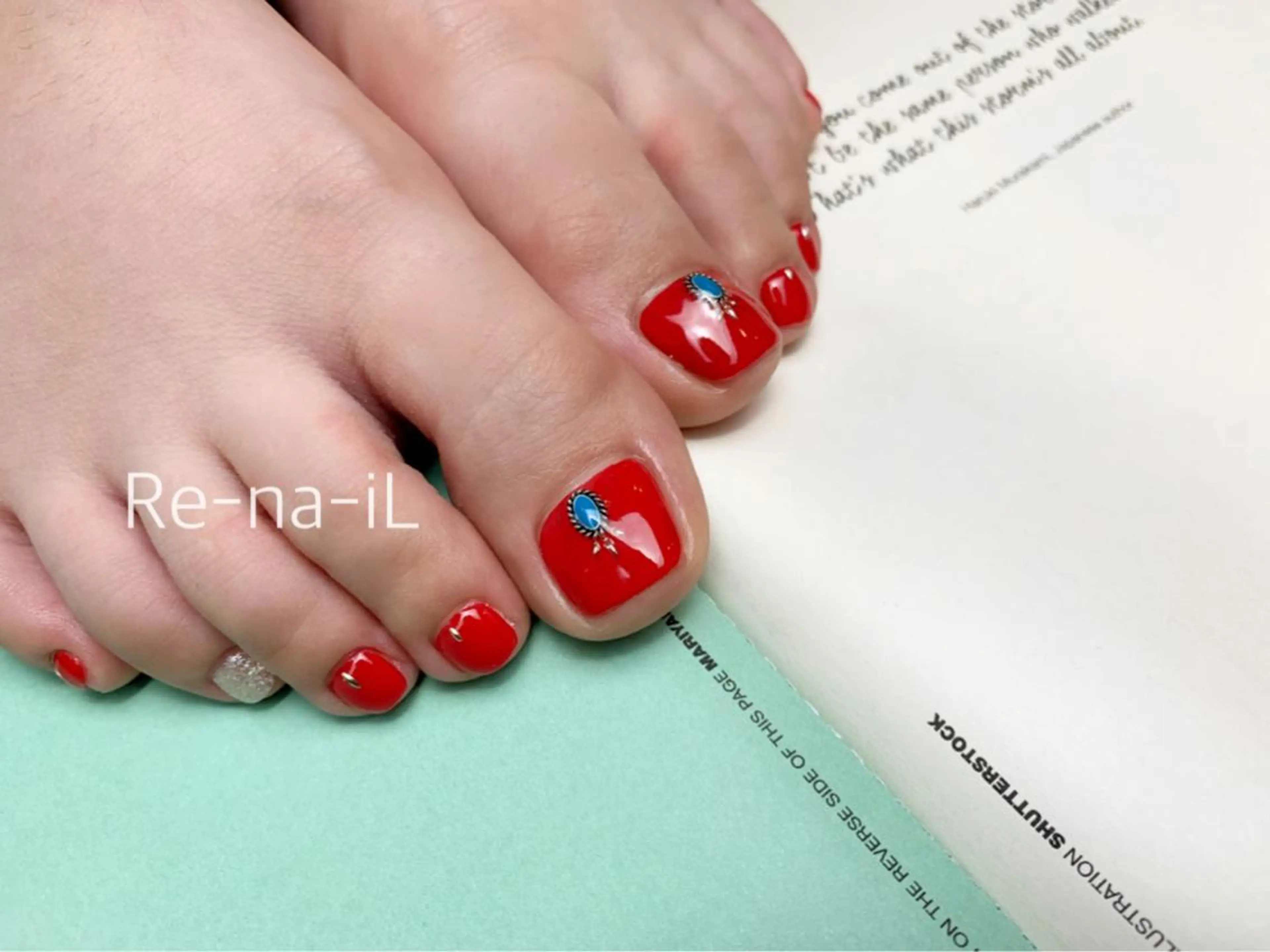 ネイル 本田 レイナ （ネイリスト）のネイルデザイン