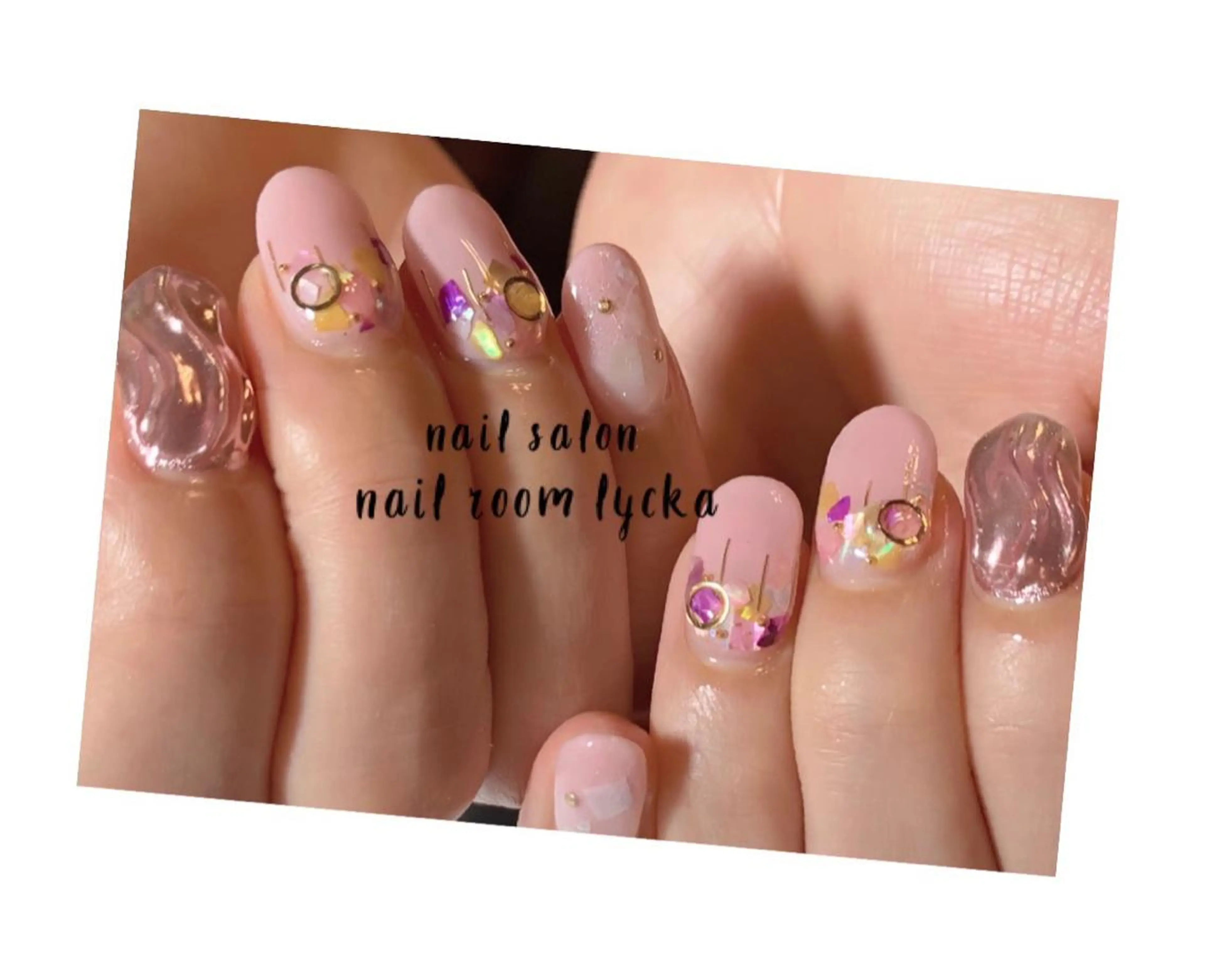 ネイル ﾈｲﾙﾙｰﾑﾘｯｶ 𝐦𝐚𝐲𝐮のネイルデザイン