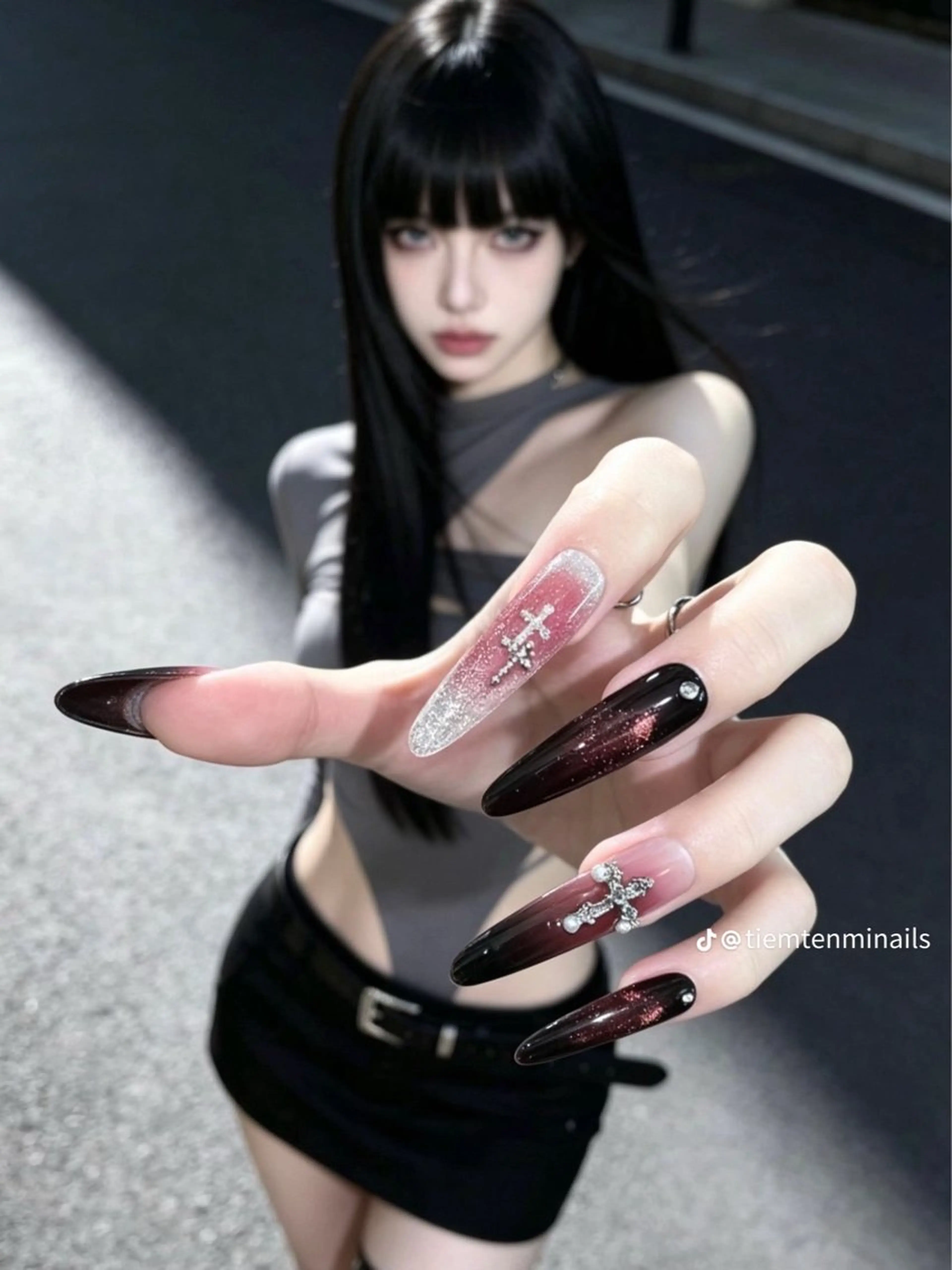 ネイル 🪷Mi.o あいちゃん🐝のネイルデザイン