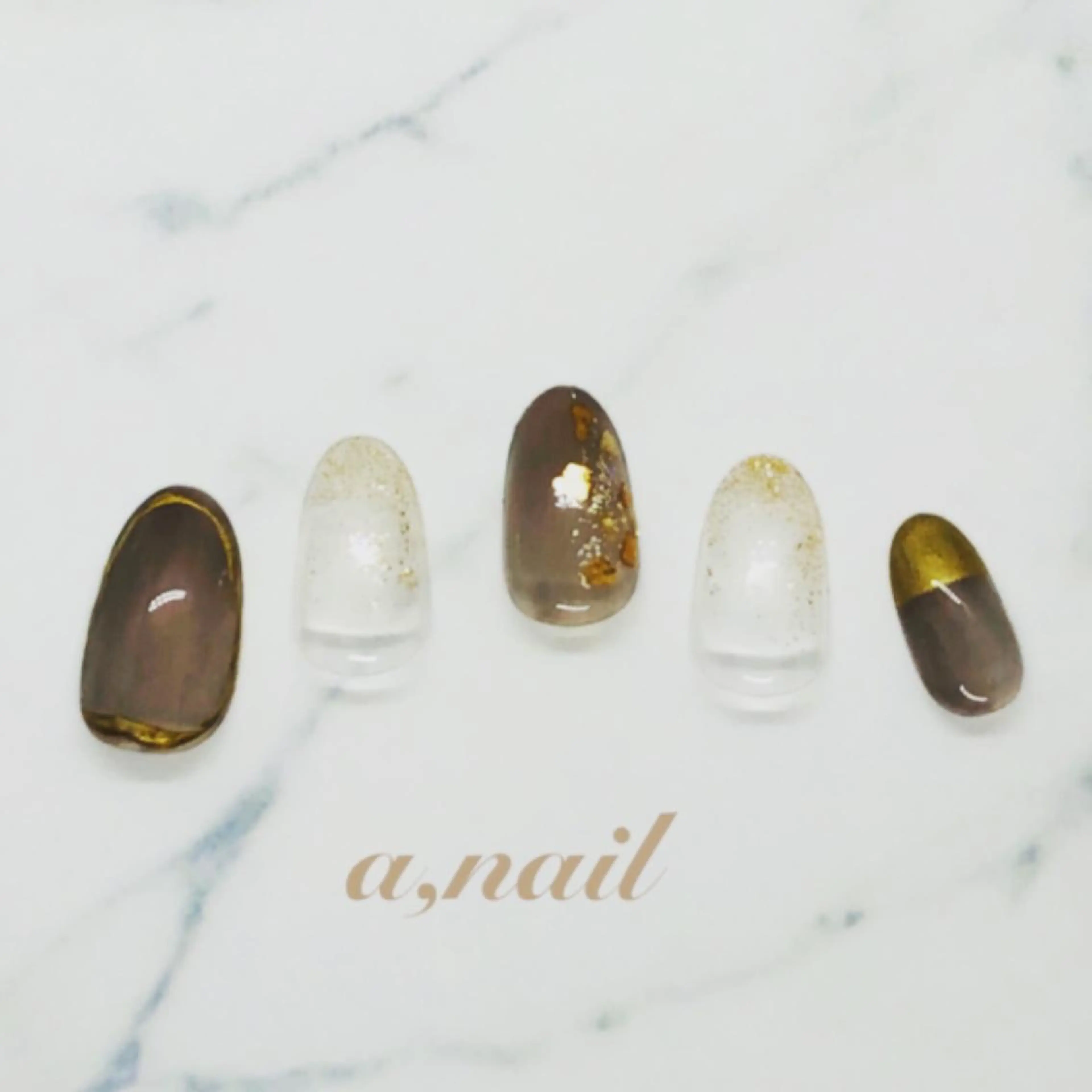 ネイル フットネイル ジェルネイル グラデーション ワンカラーネイル シンプルネイル ハンドネイル ネイルサロン エーネイルのネイルデザイン