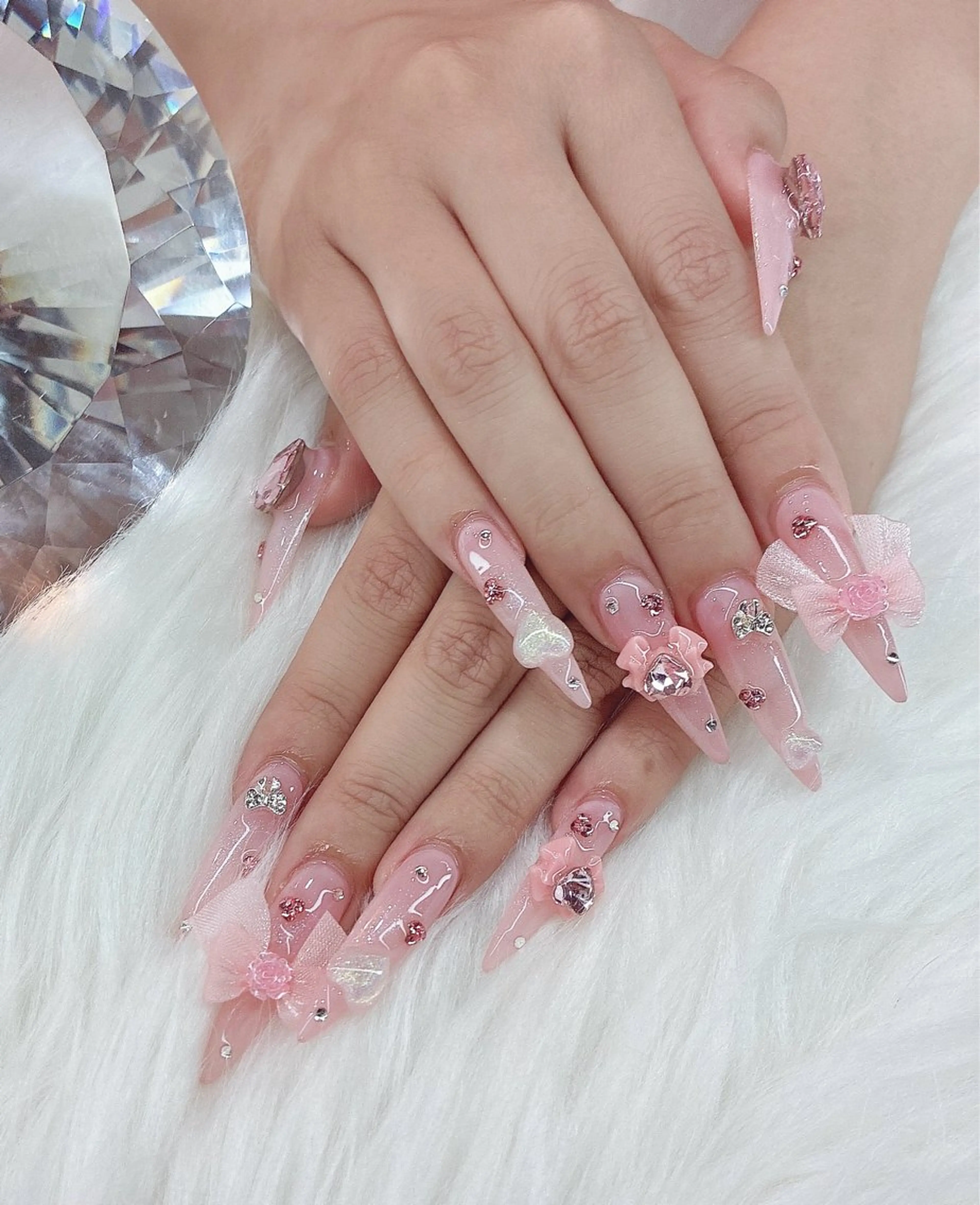 ネイル LoaChaton kaeのネイルデザイン