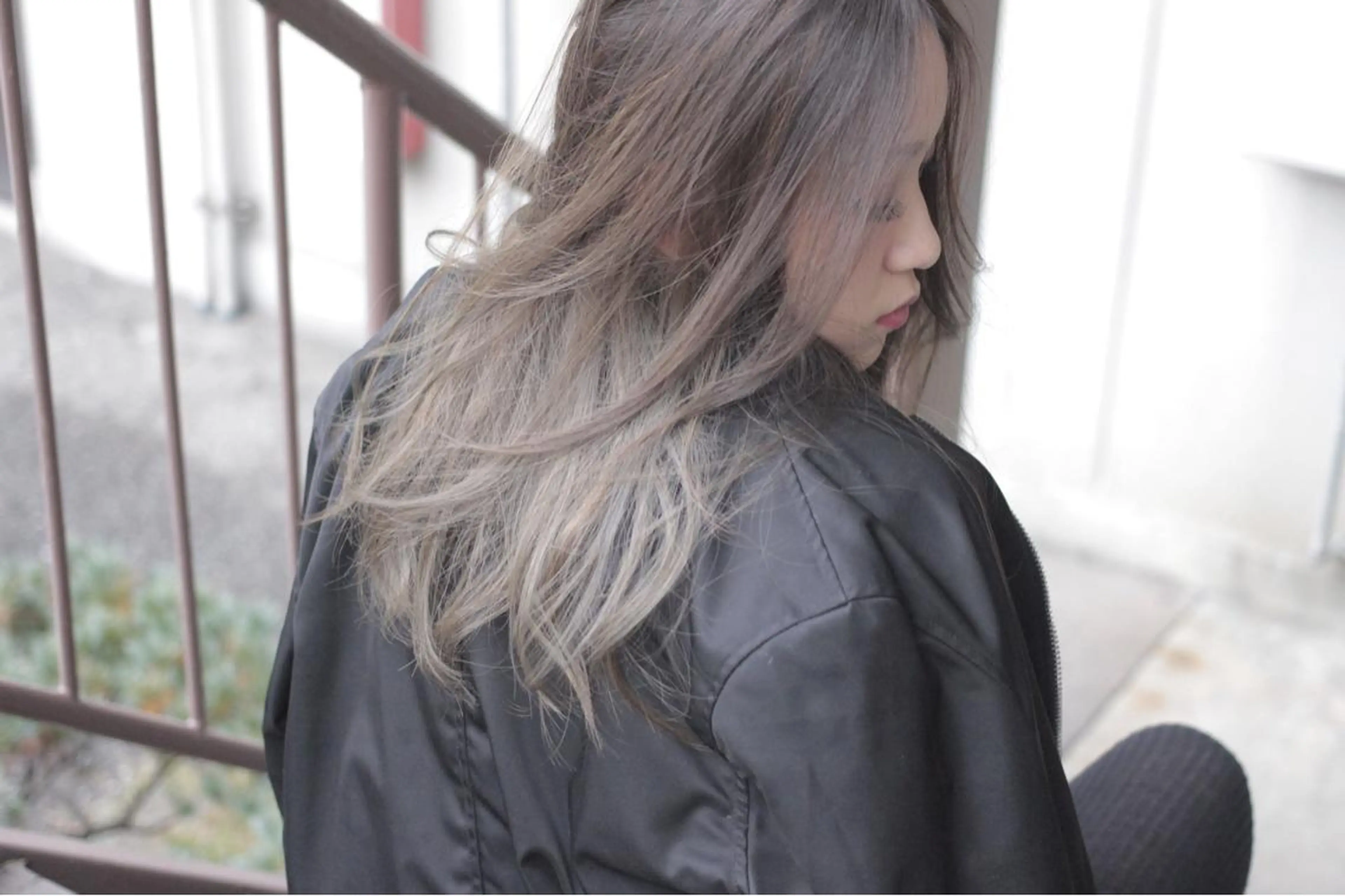 セミロング ロング カラー 透明感カラー ダブルカラー 松田 由貴のヘアスタイル