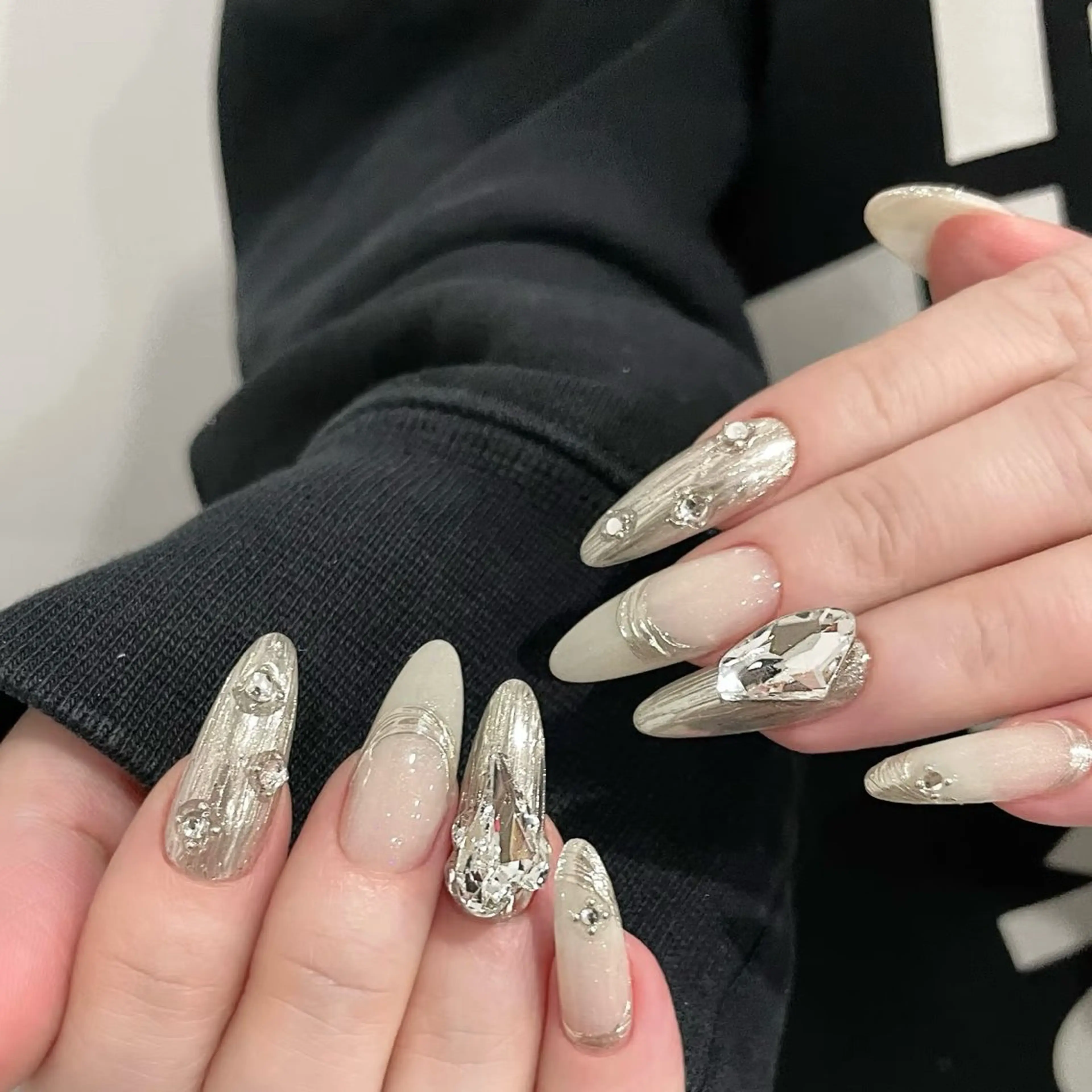 ネイル Mi miaのマツエク・マツパデザイン