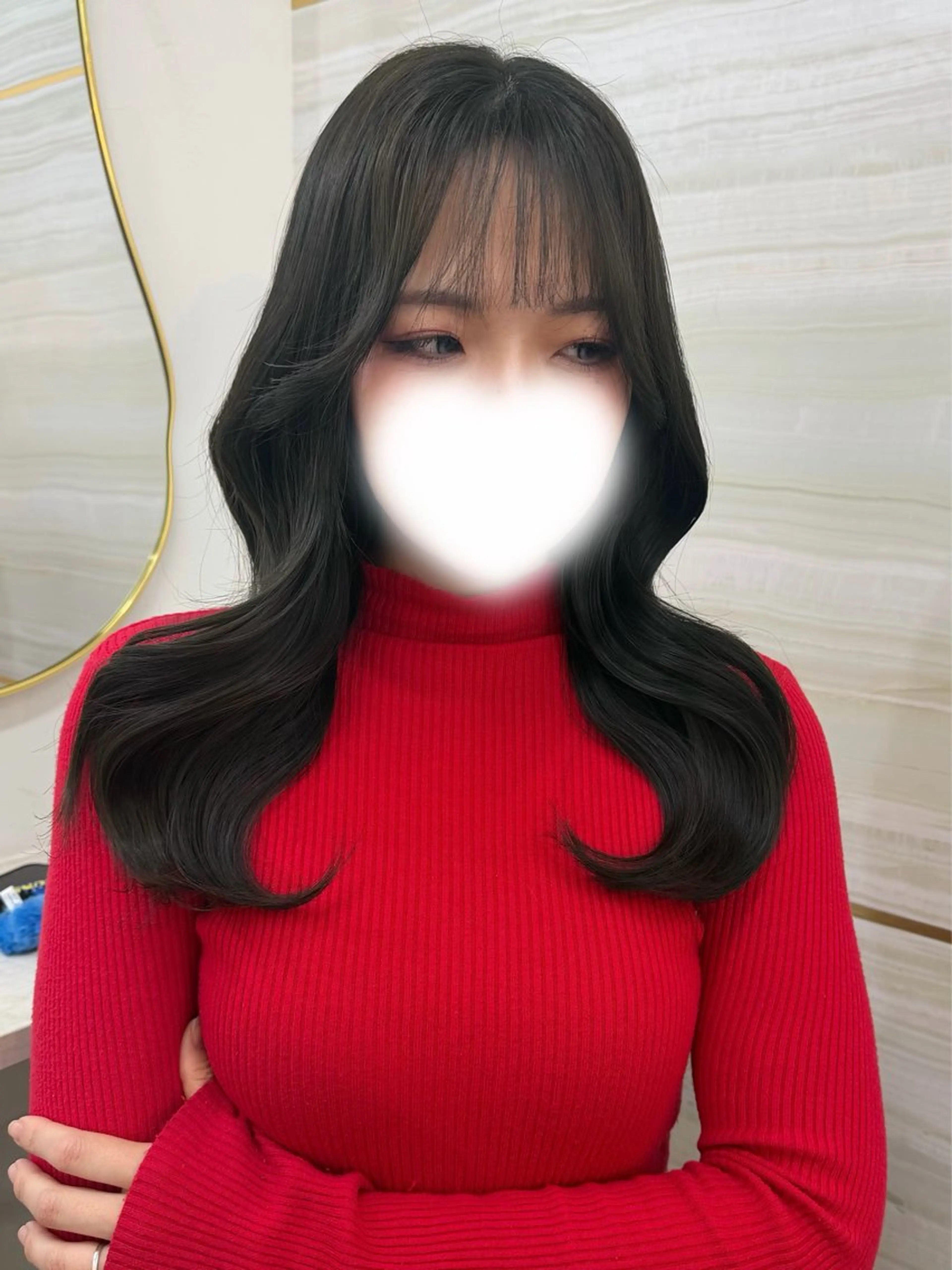 セミロング カラー グレージュ オリーブグレージュ オリーブグレー レイヤーカット カット ヘアカラー 🏹あみ🏹暗髪 /オリーブ/髪質改善のヘアスタイル