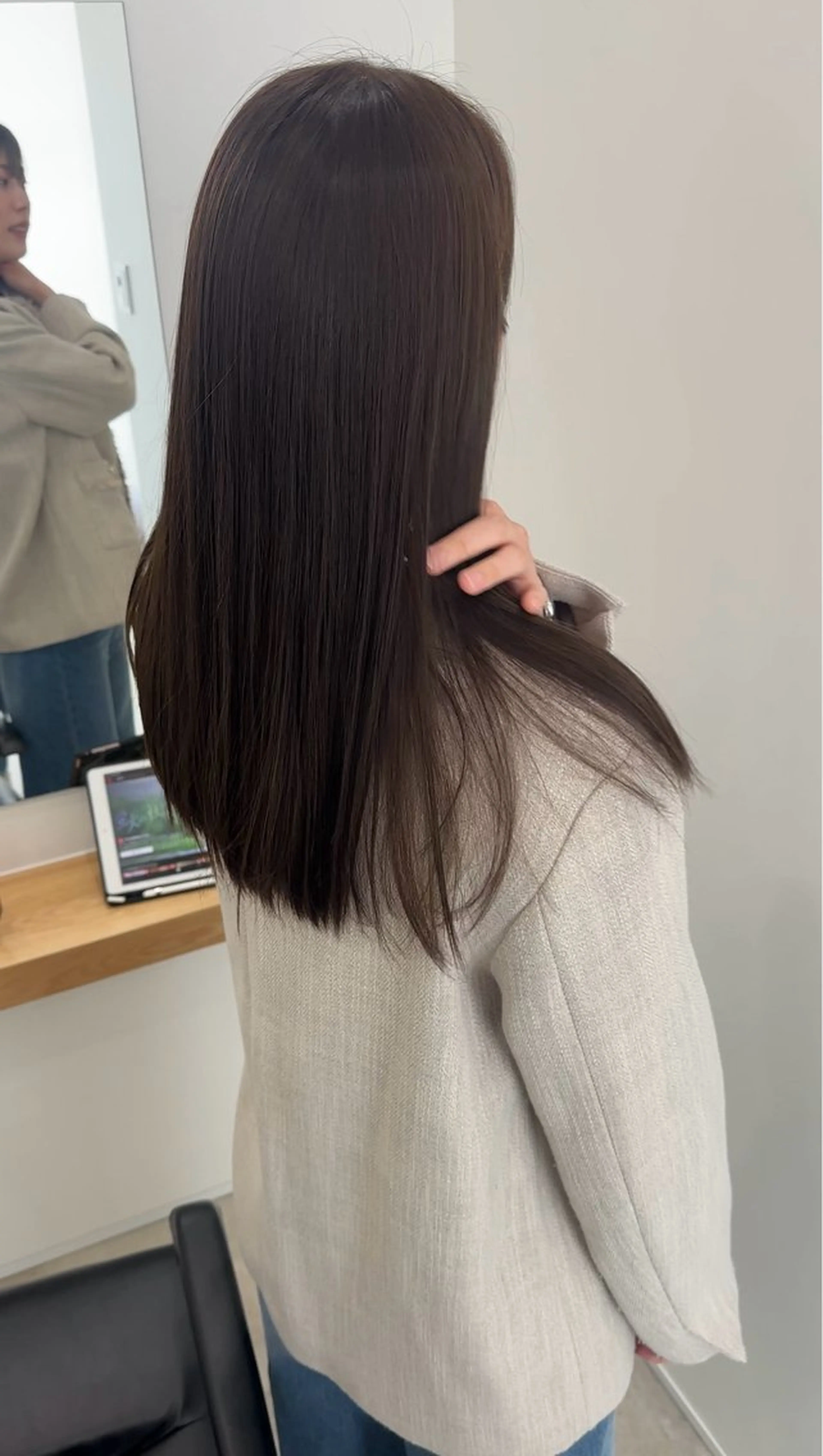 セミロング カラー ヘアカラー トリートメント レイヤー/ナチュラル 💐nao.のヘアスタイル