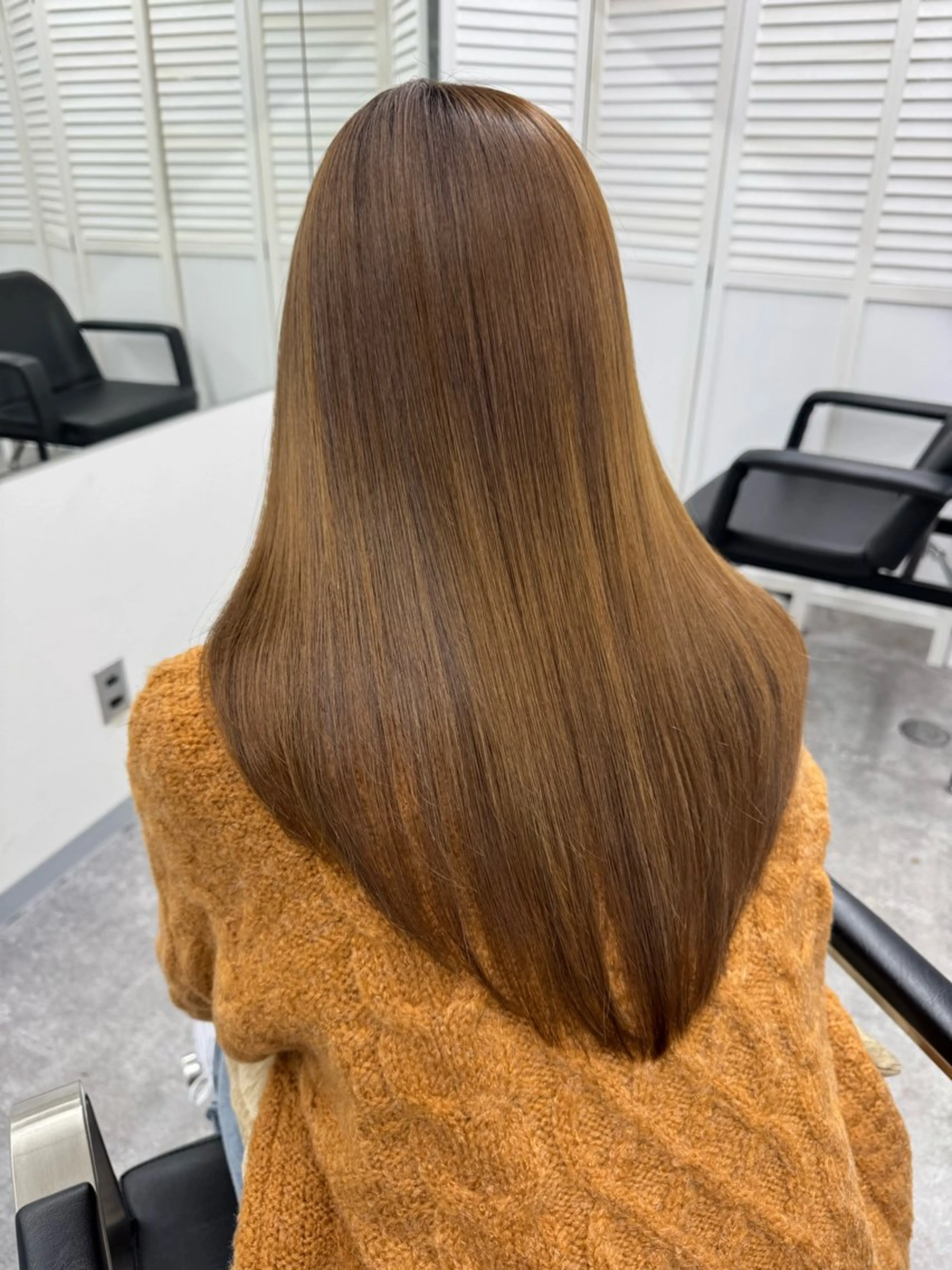 セミロング 髪質改善 トリートメント 酸熱トリートメント 髪質改善メニュー 長井 美佐子のヘアスタイル