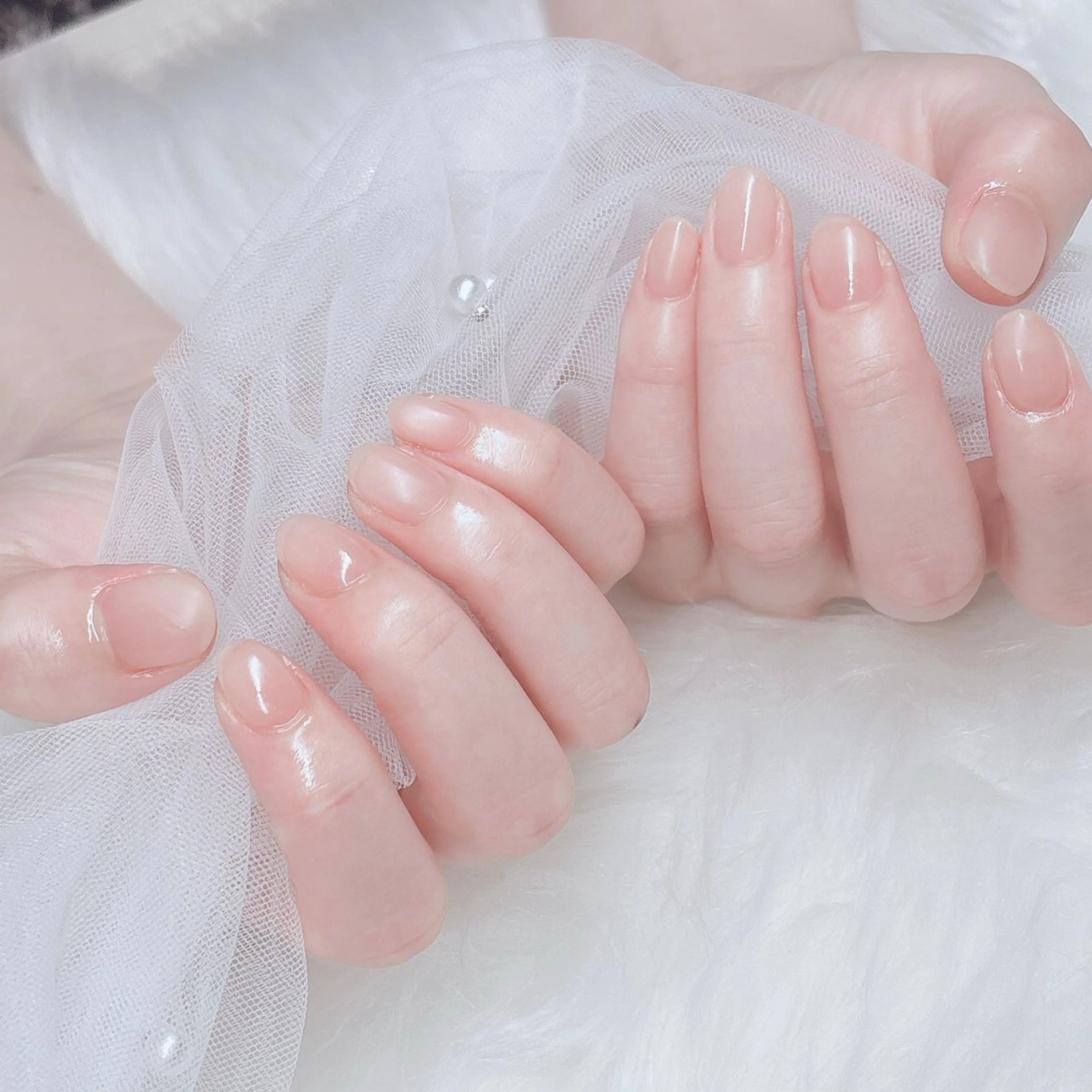 【うるツヤ透明感✨】派手にできない方に◎ナチュラルきれい見えクリアネイル💅の写真