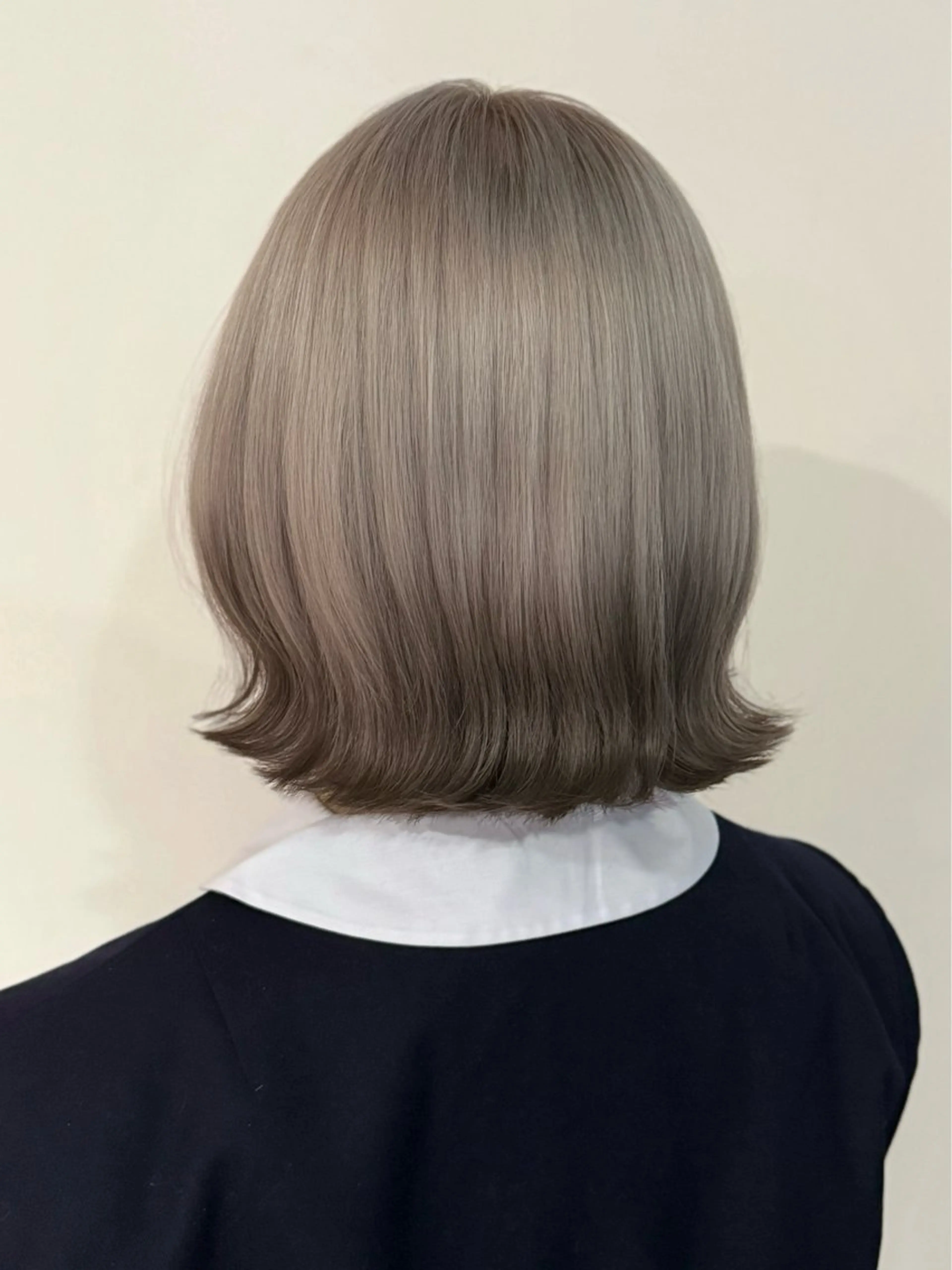 ミディアム ハイトーン🫧艶髪 MAIKAのヘアスタイル