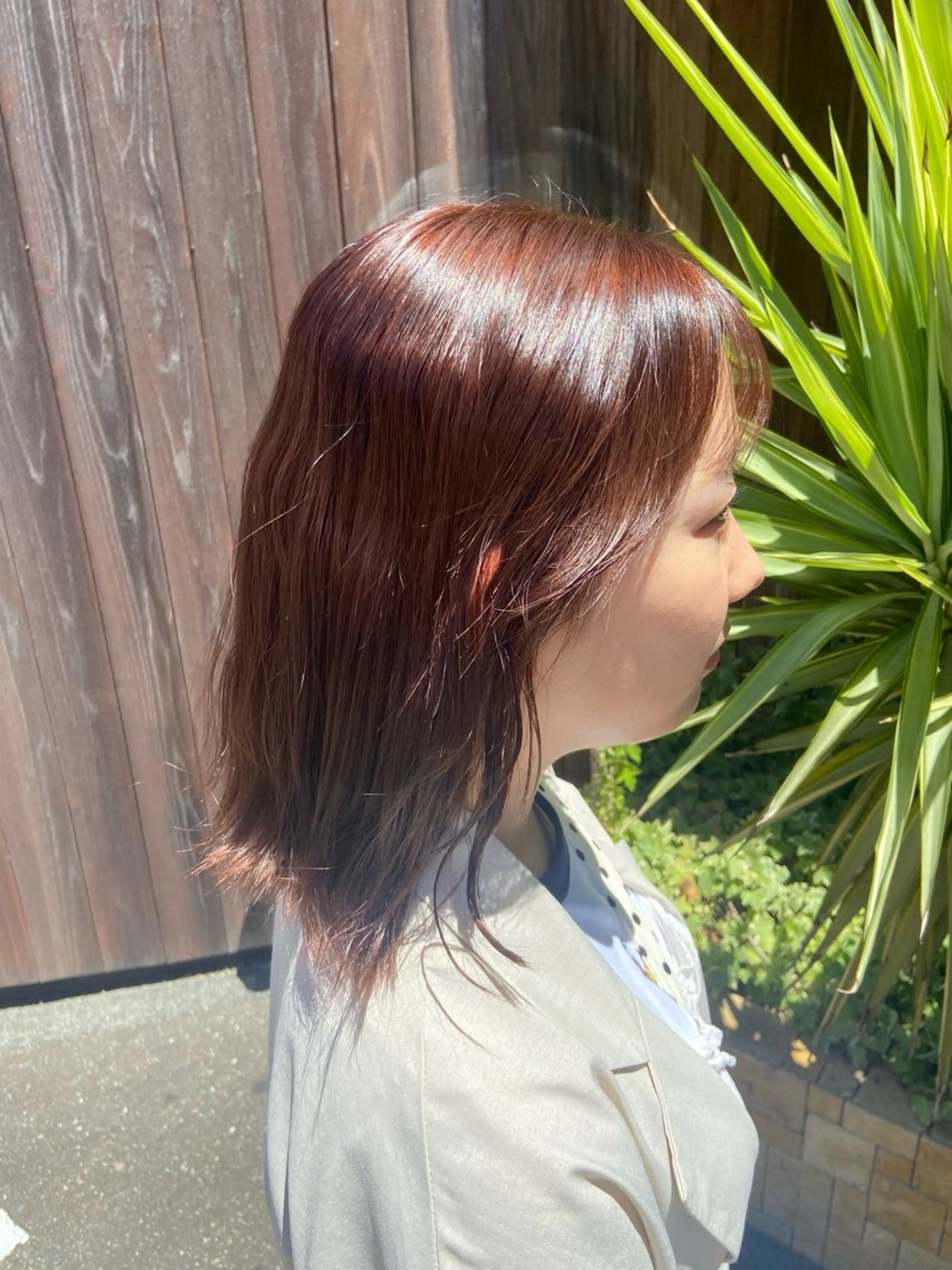 ミディアム ヘアカラー 小田部 愛のヘアスタイル