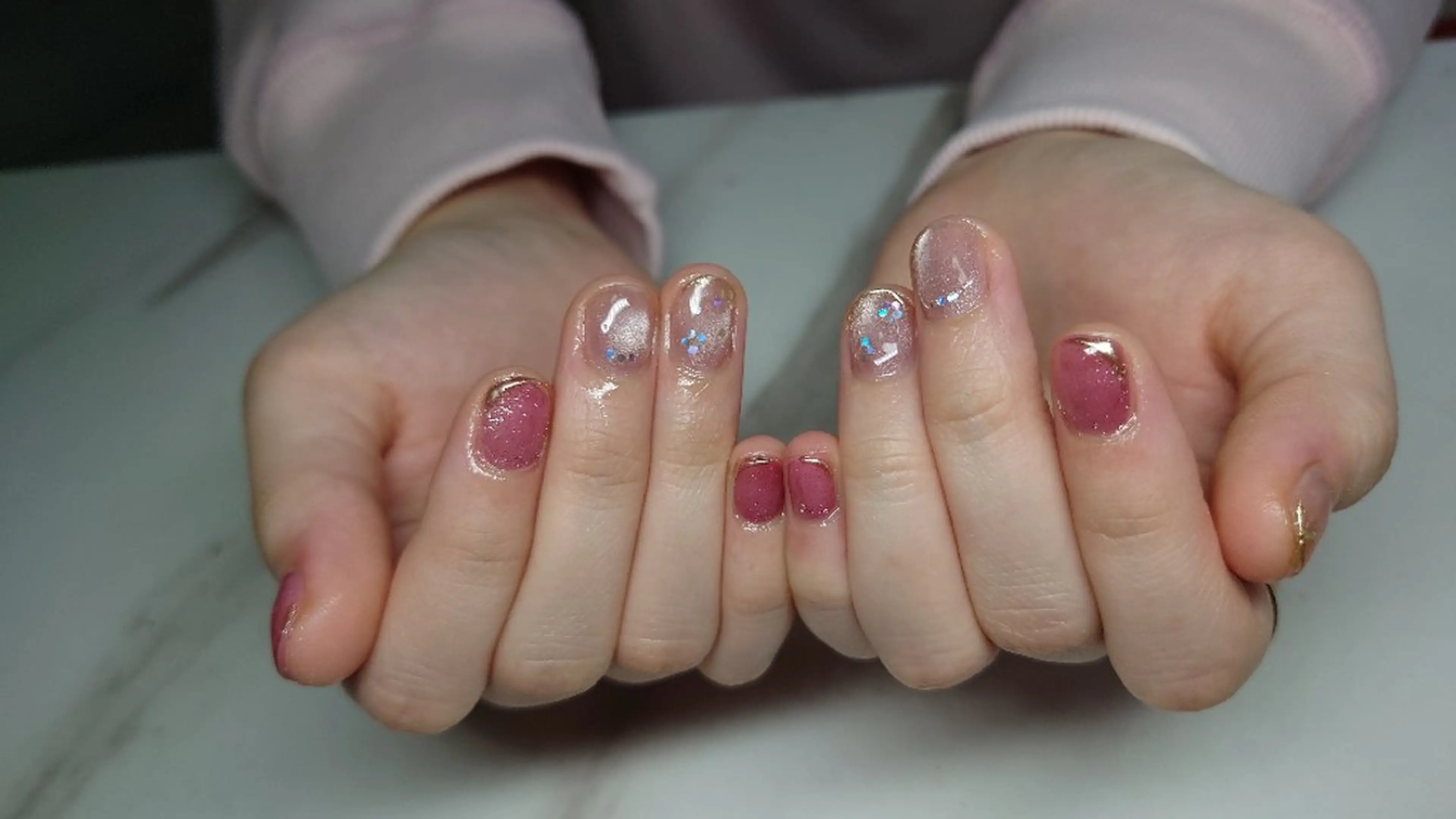 ネイル マグネットネイル ピンク ハンドネイル Nailsalon AMAのネイルデザイン