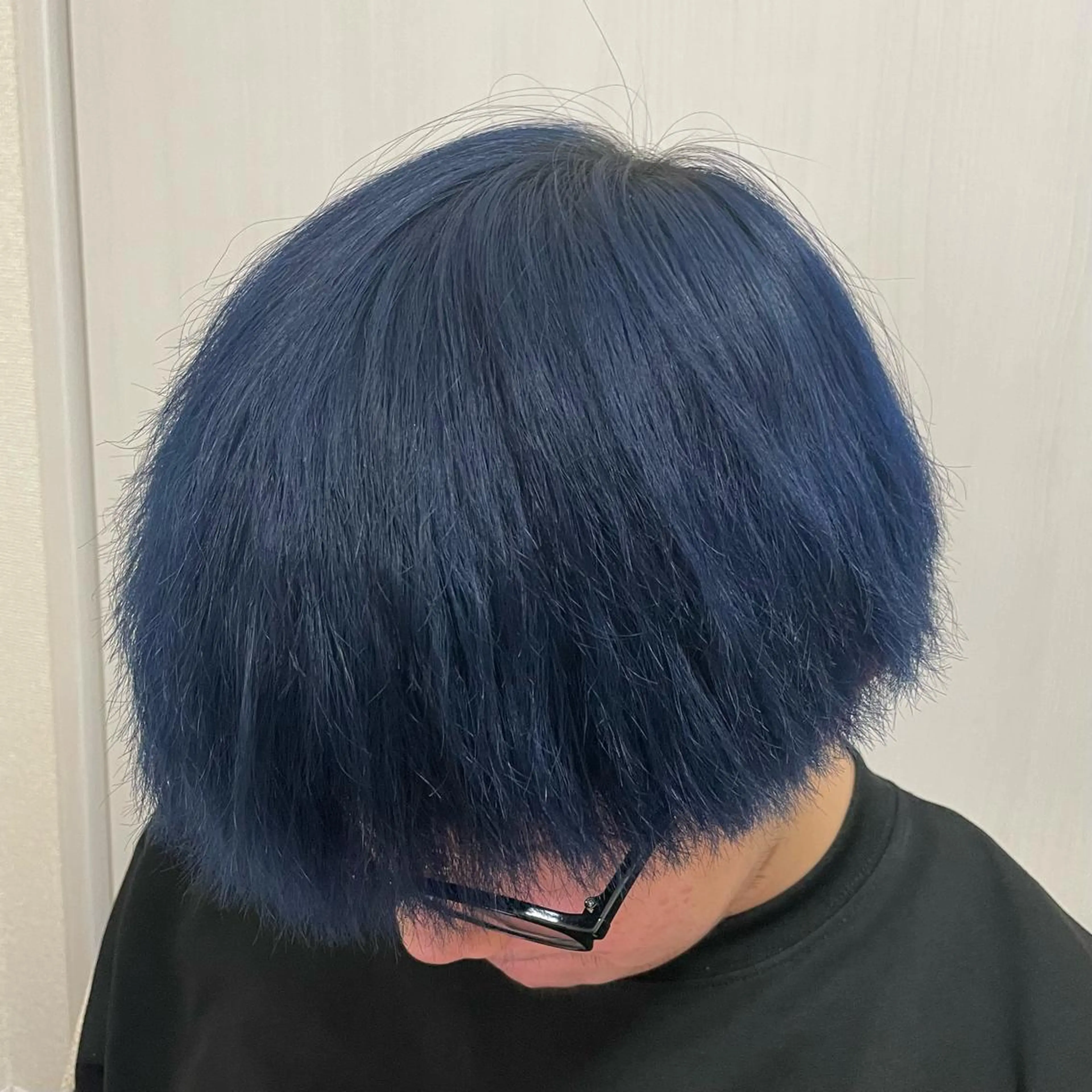 ショート カラー メンズ メンズブリーチ ブリーチ ブルーカラー feliz🤍 RINAのマツエク・マツパデザイン