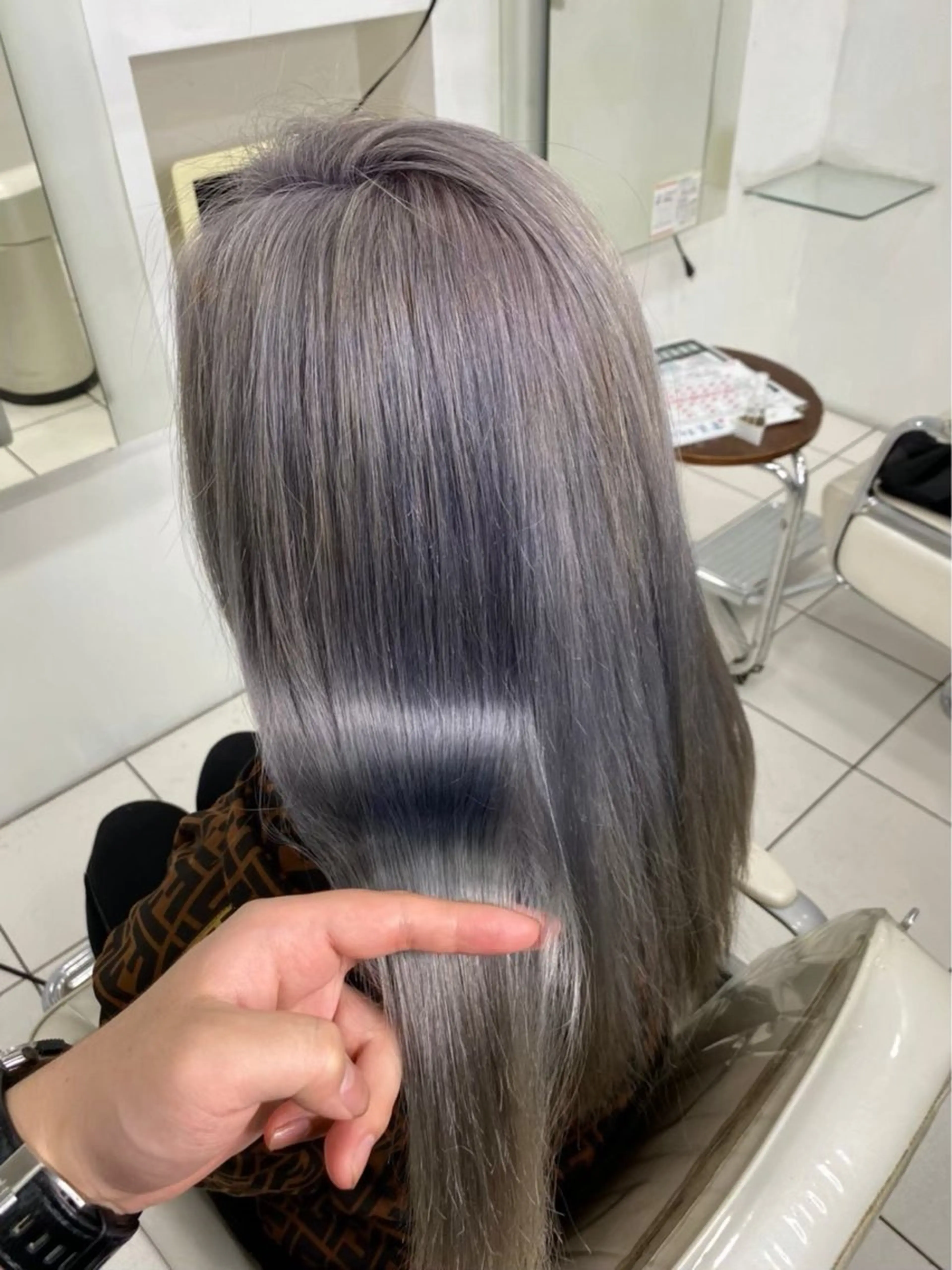 ロング カラー 髪質改善 💠 韓国風うる艶/シオリのヘアスタイル