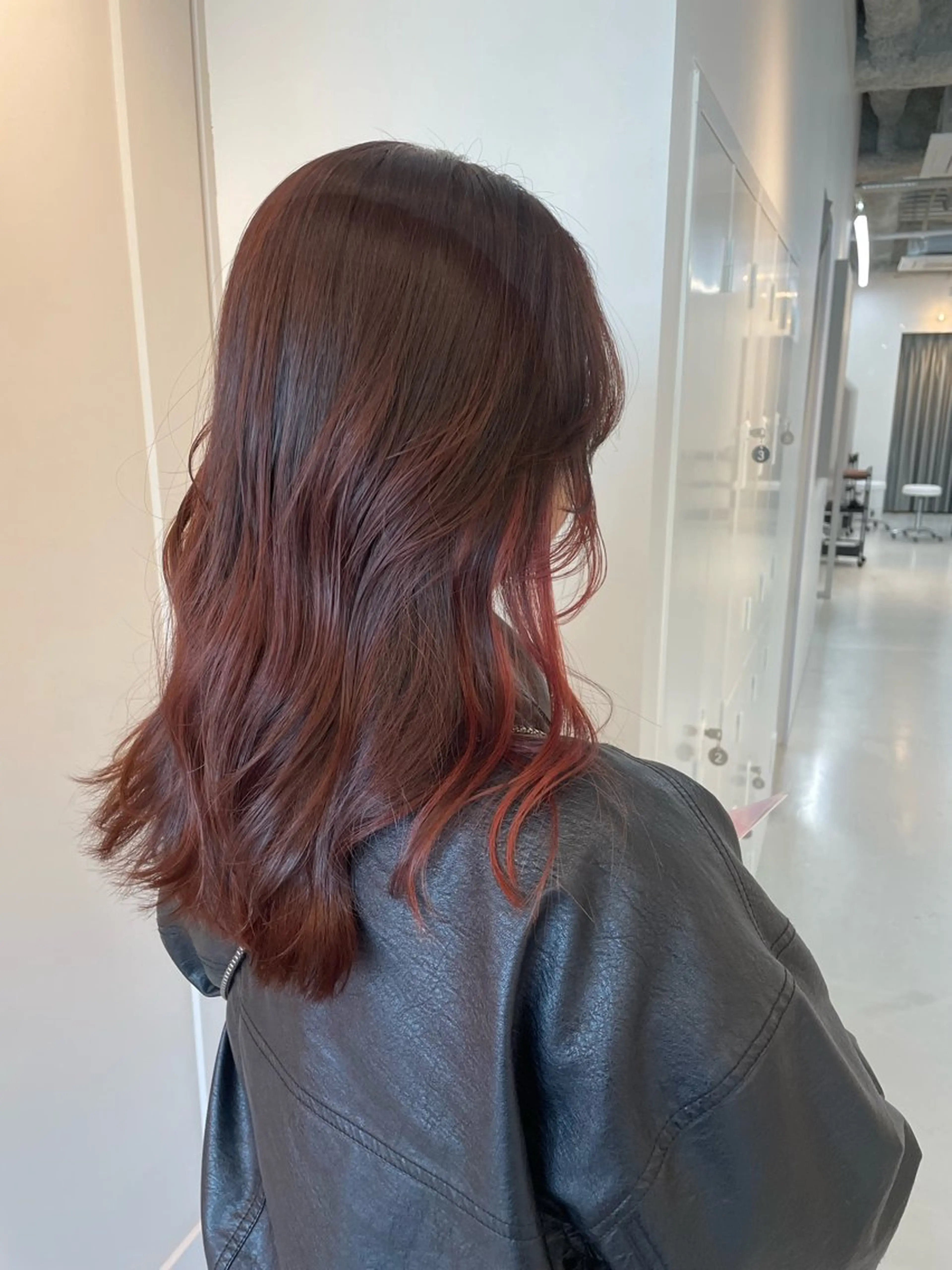 質感カット＋★大人気マスク映えイヤリングカラー＋透明感カラー　￥13200の写真