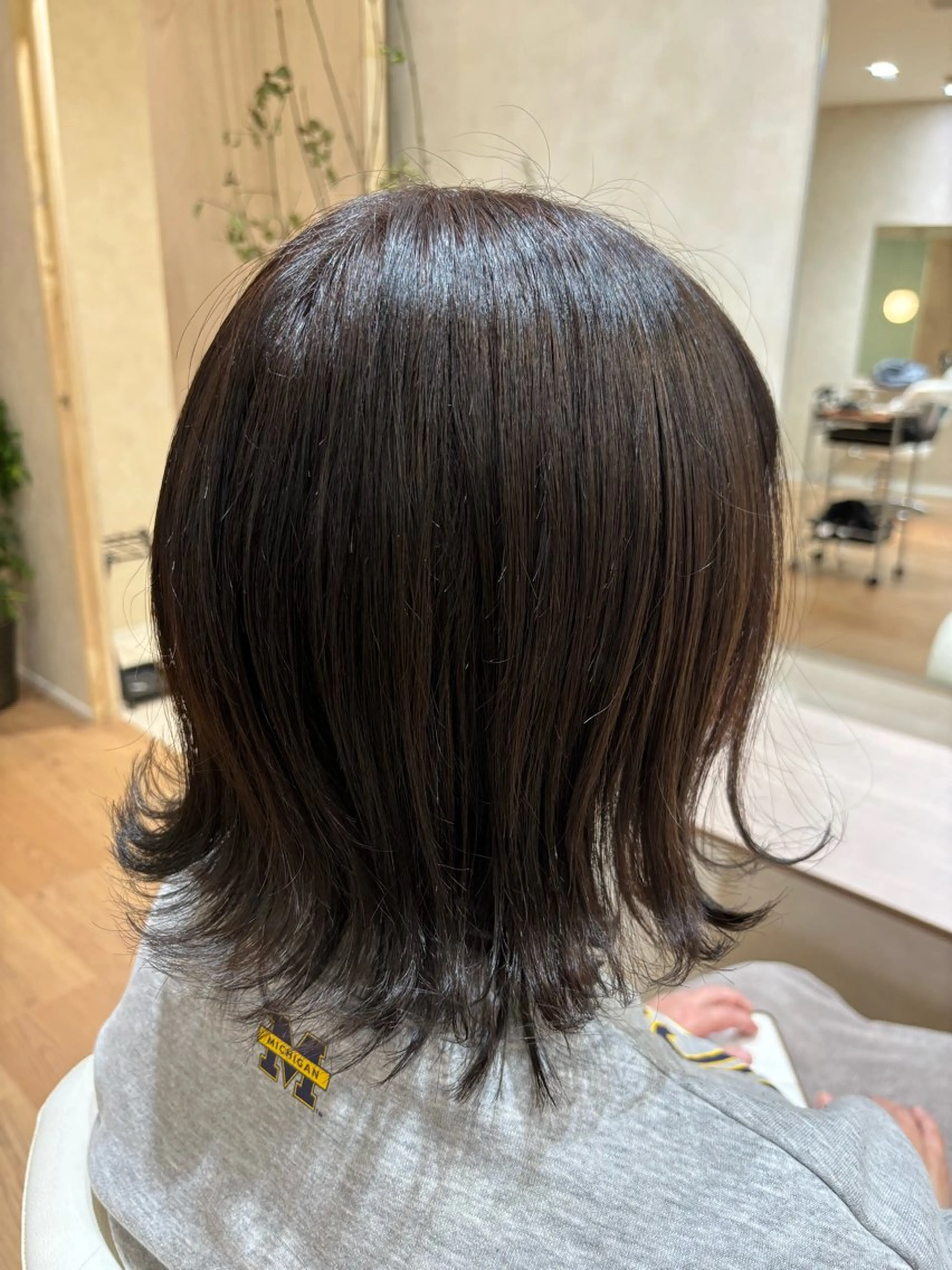 ミディアム カラー 縮毛矯正 林 美月のヘアスタイル