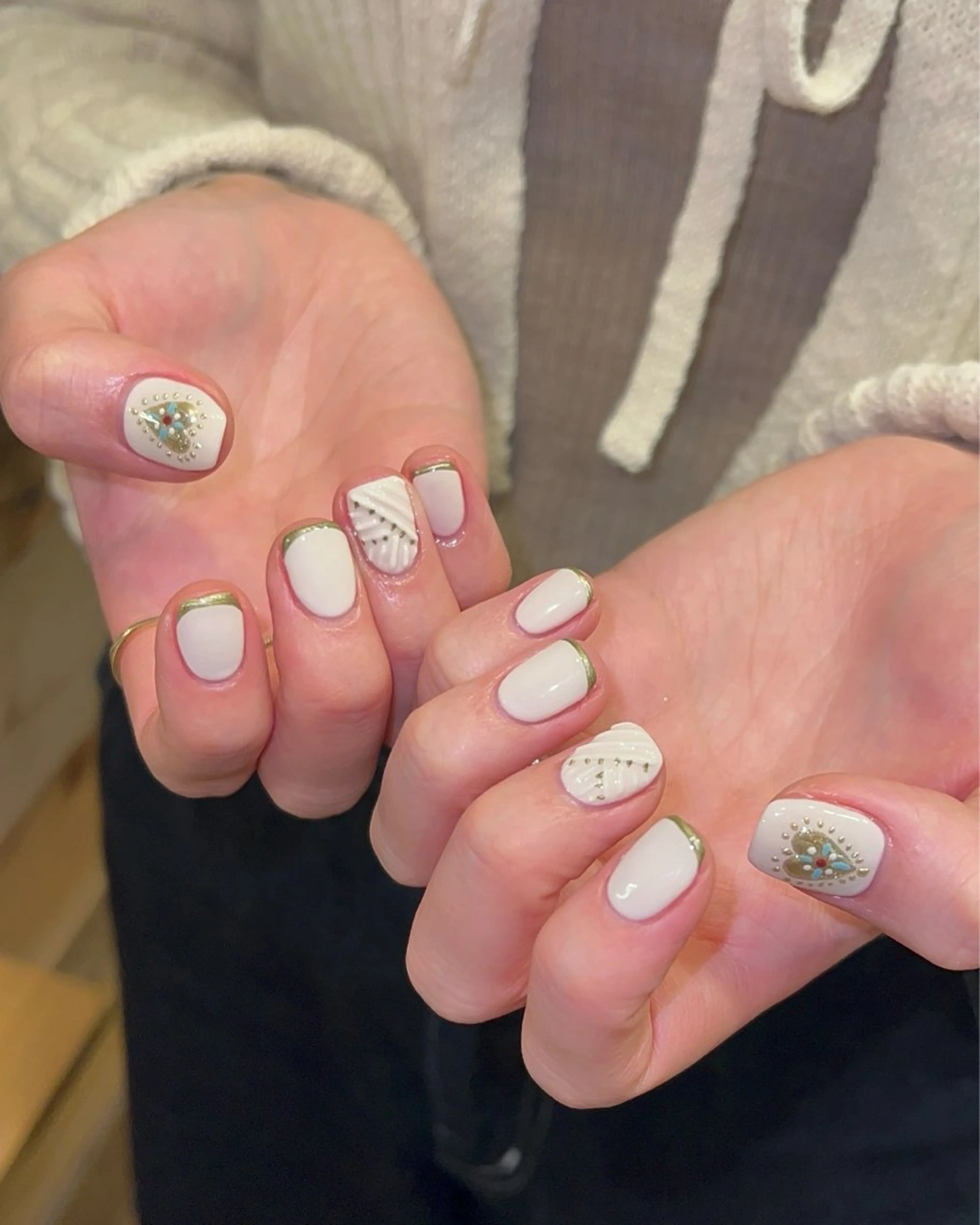 ネイル ハンドネイル フットネイル ハンドケア Miyagi Asamiのネイルデザイン