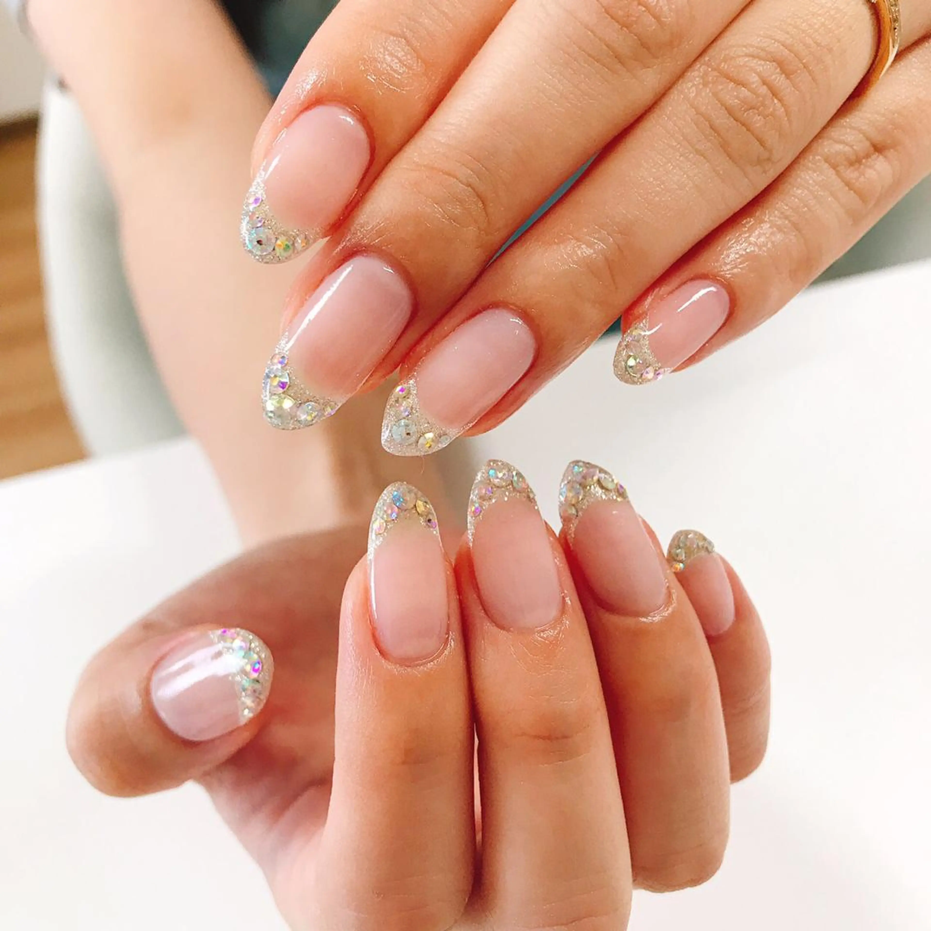 ネイル アートネイル 長さ出し フットネイル グリーン ニュアンスネイル Lily Roseスタッフ一同のマツエク・マツパデザイン