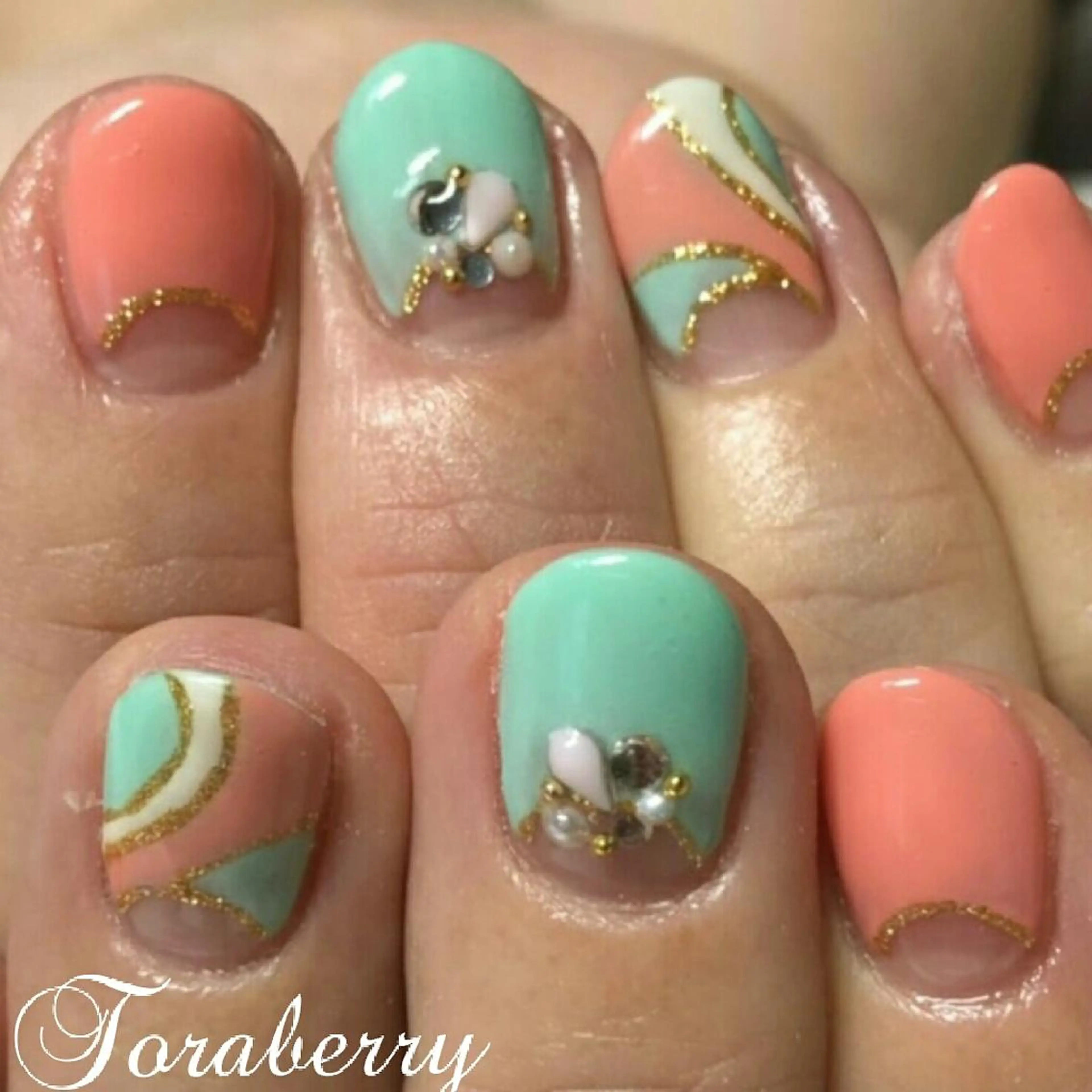 ネイル ハンドネイル ネイリスト なつみのネイルデザイン