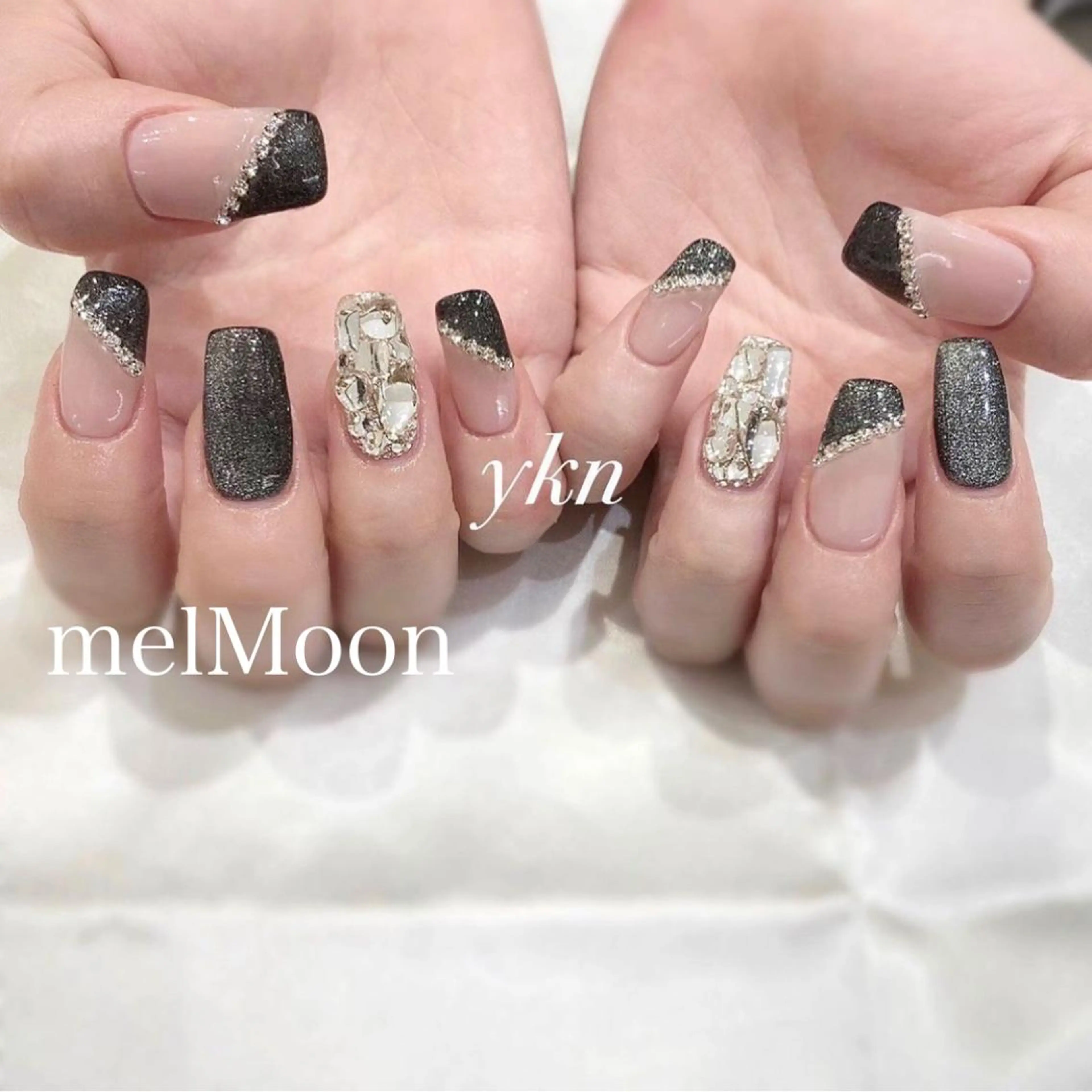 ネイル ハンドネイル melMoon .のネイルデザイン