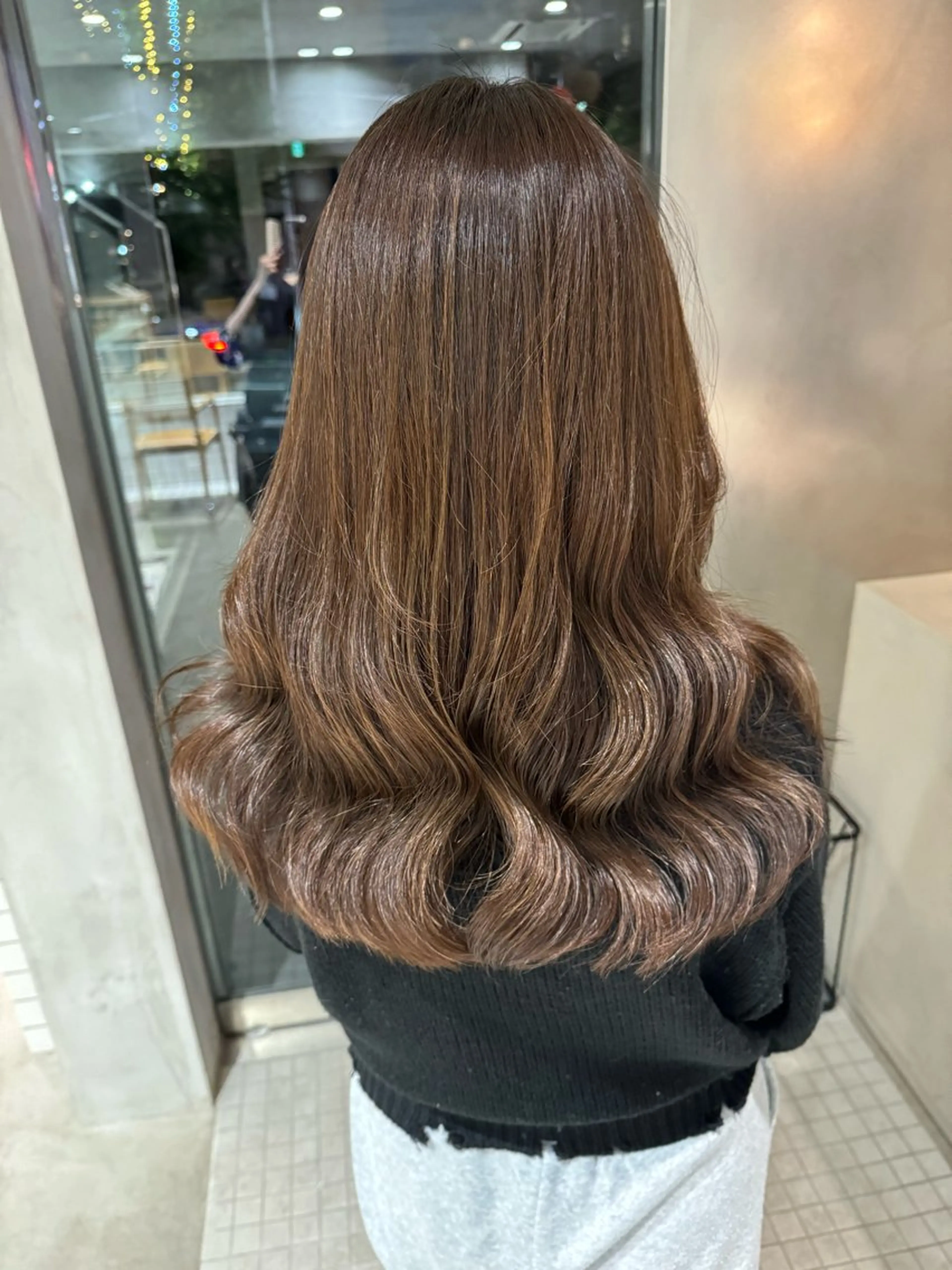 ロング 柳川 ことねのヘアスタイル