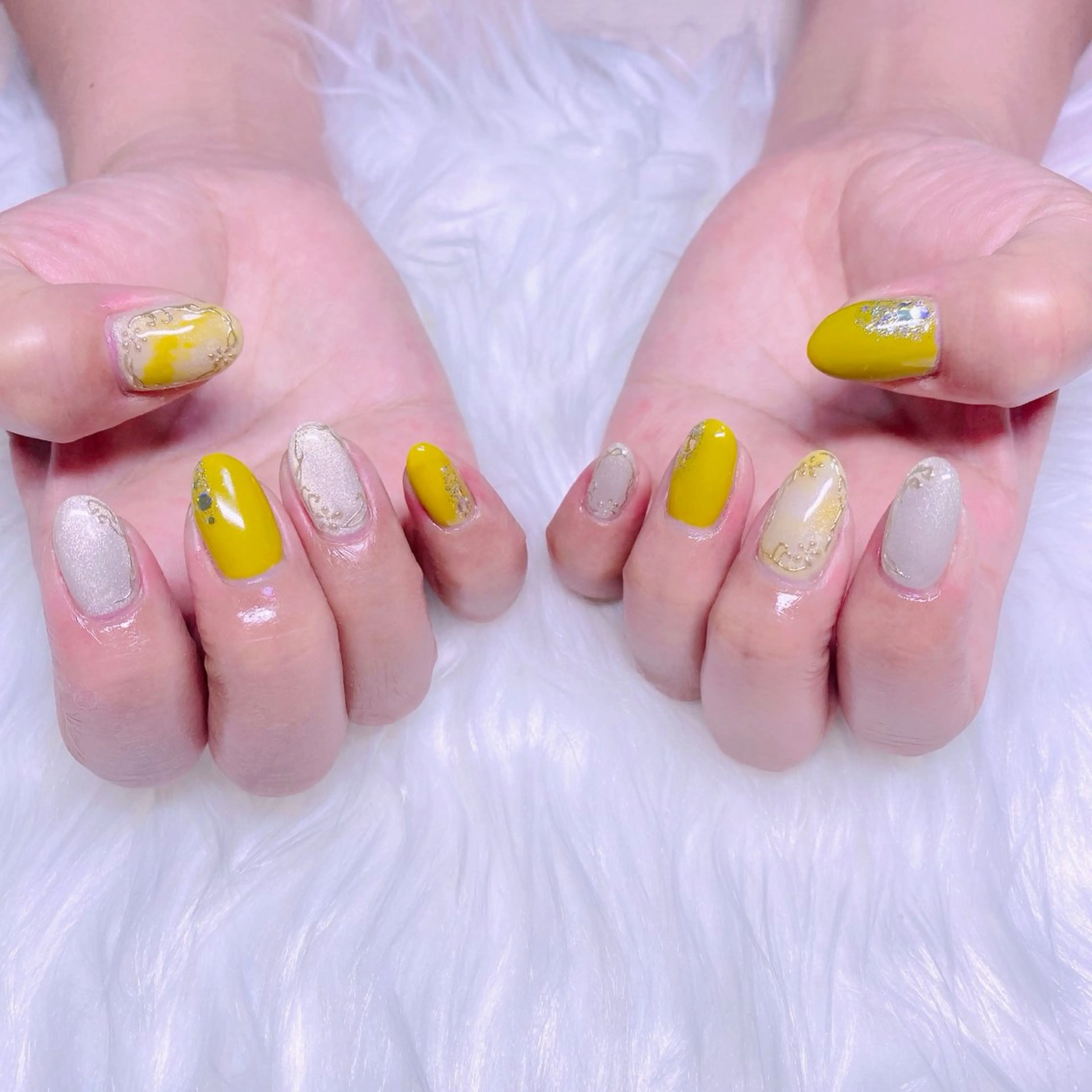 ネイル マグネットネイル 夏ネイル Nail Yunaのネイルデザイン