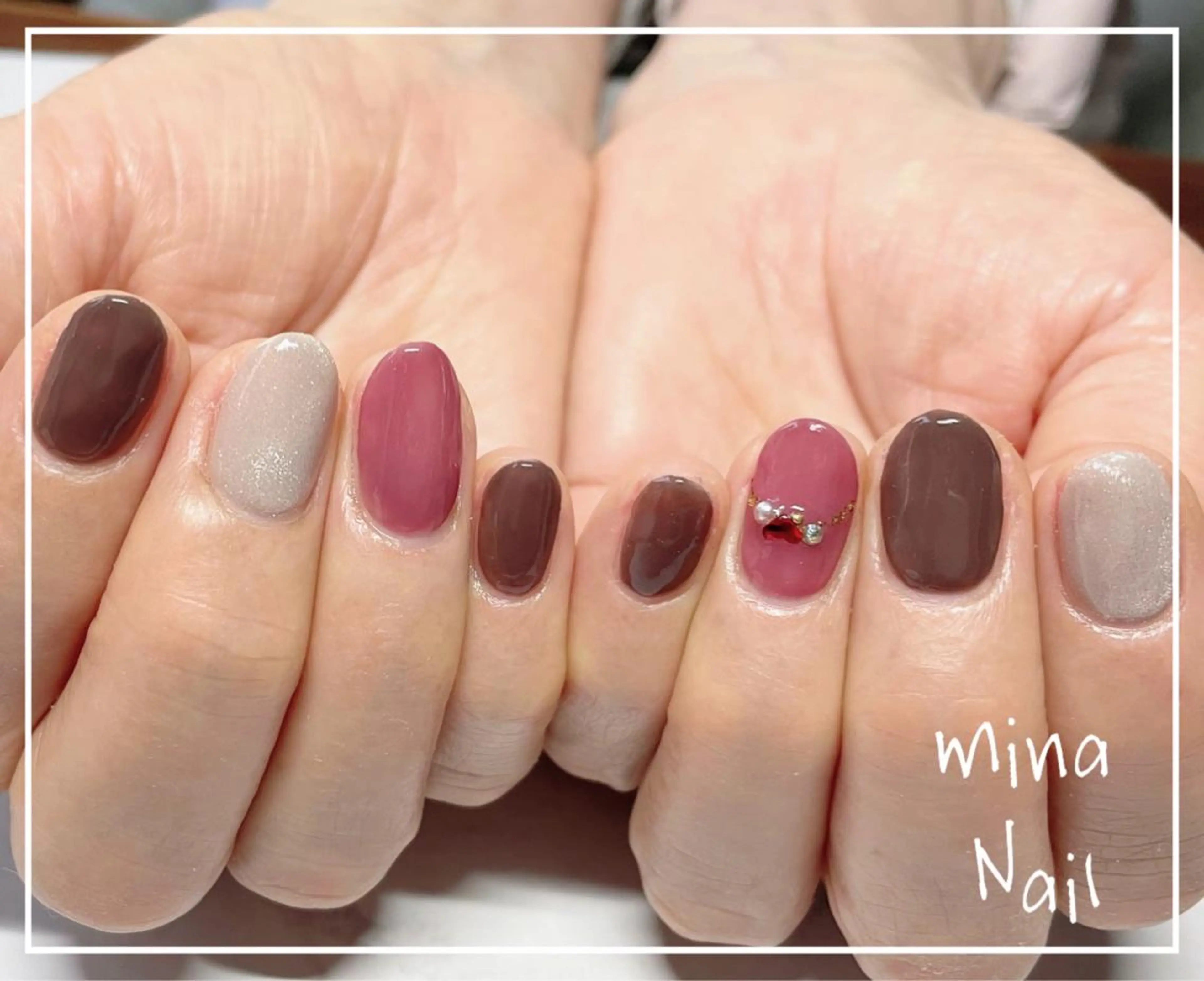 ネイル ジェルネイル マグネットネイル バレンタイン mina Nailのネイルデザイン