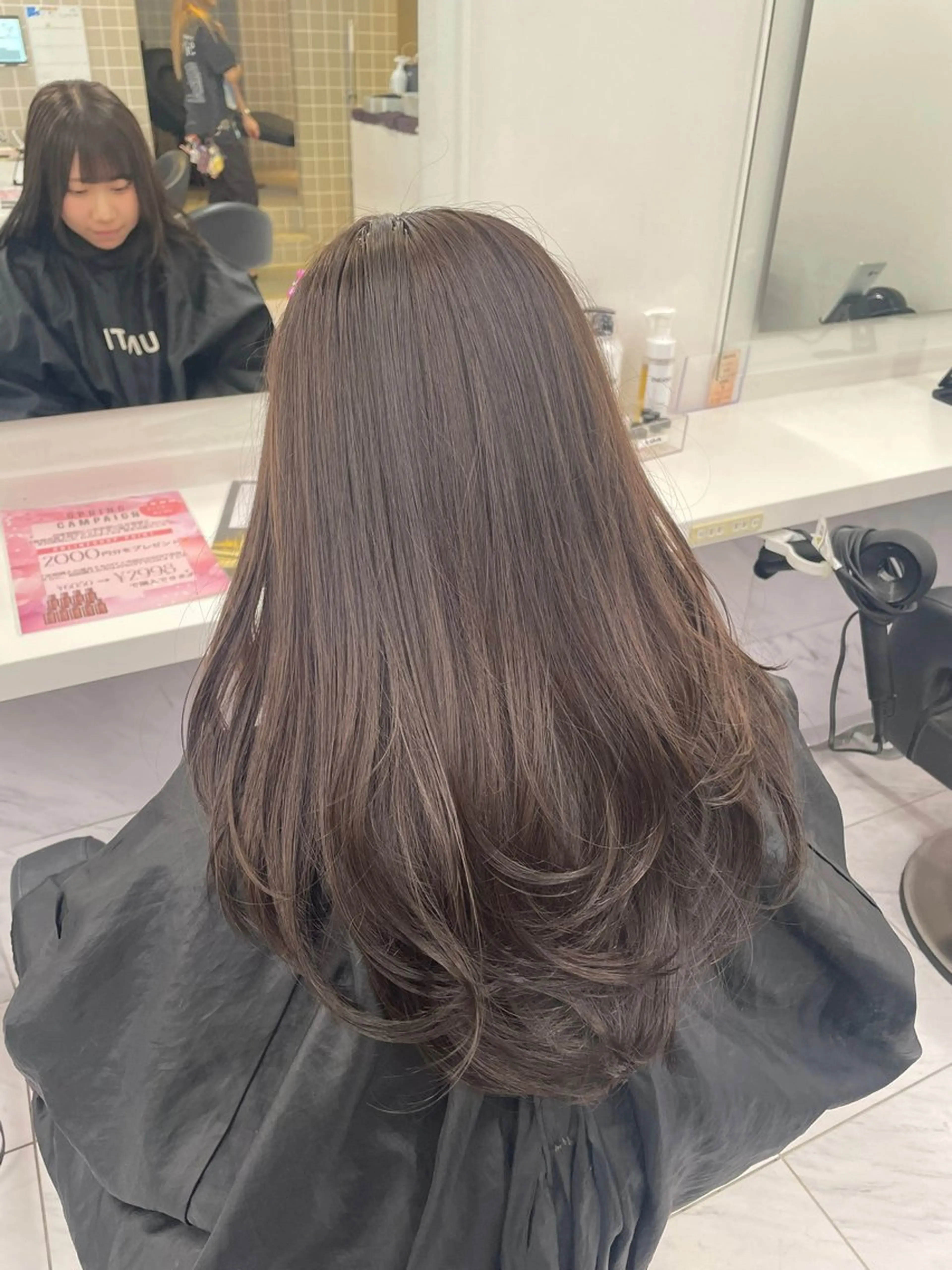 ロング カラー ベージュカラー ブリーチ 透明感カラー ダブルカラー ピンクカラー ヘアカラー 透明感🤍レイヤー ベージュ‎🤍ピンクのヘアスタイル