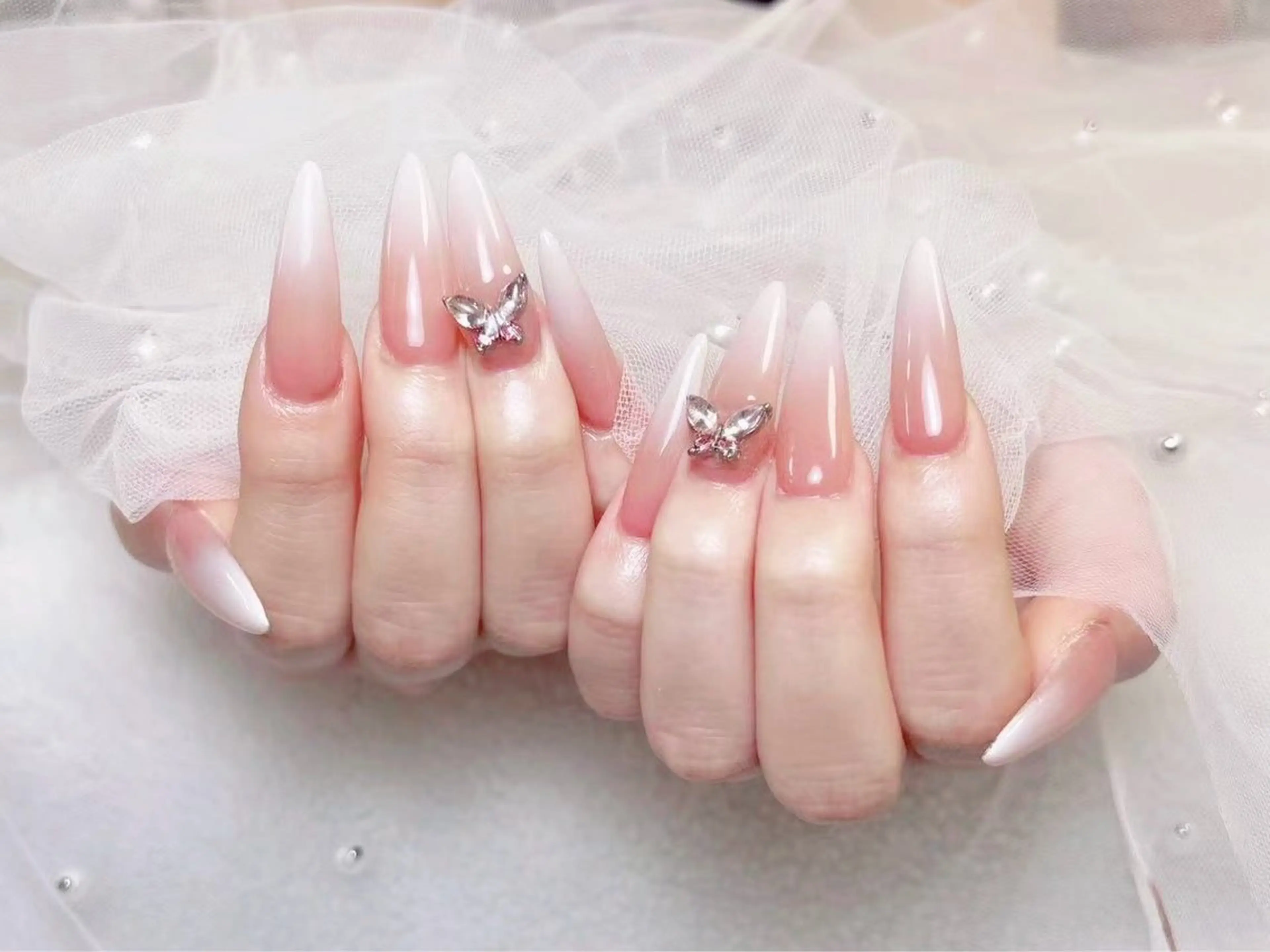 ネイル ハンドネイル ネイルサロン lotusのネイルデザイン