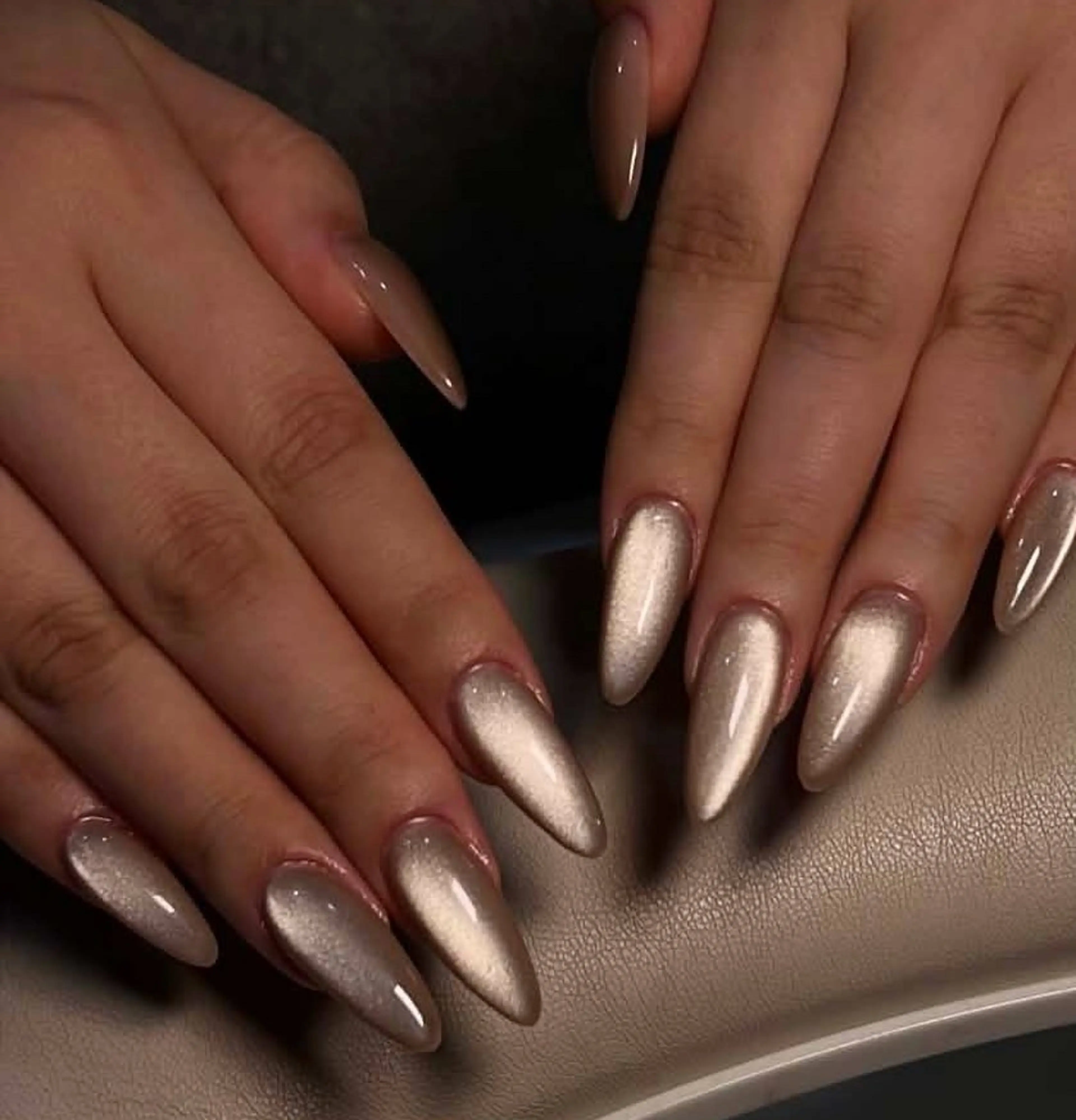 ネイル アートネイル スカルプネイル ストーンネイル ネイルチップ ハンドネイル Suka Nailのネイルデザイン