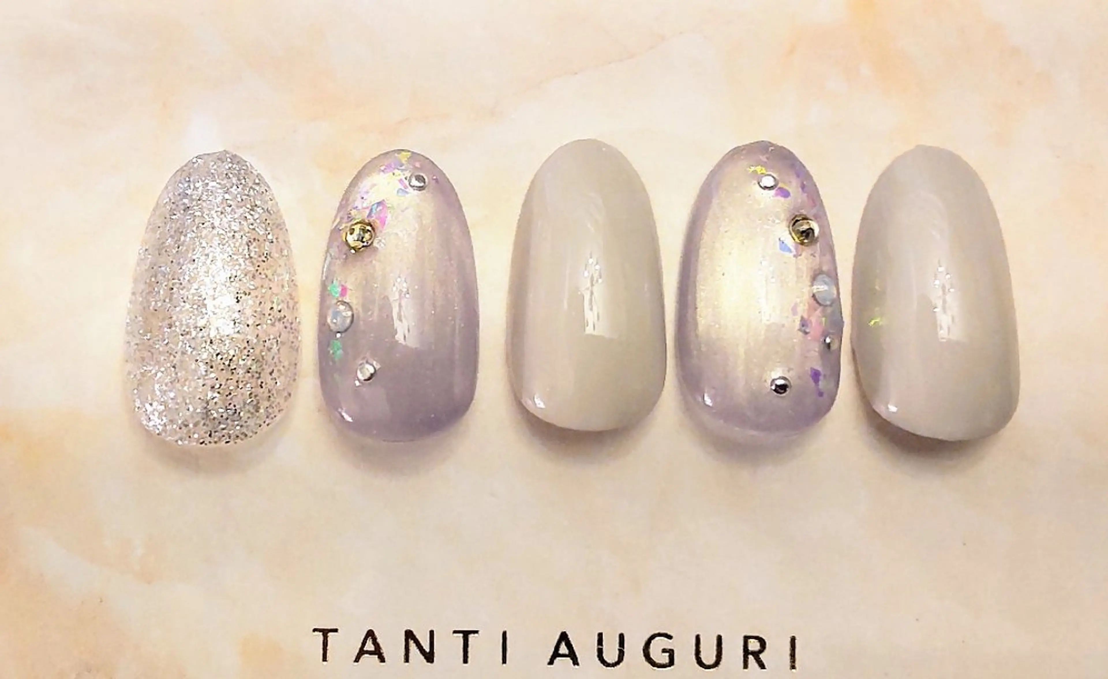 ネイル Éva nail MARIのネイルデザイン