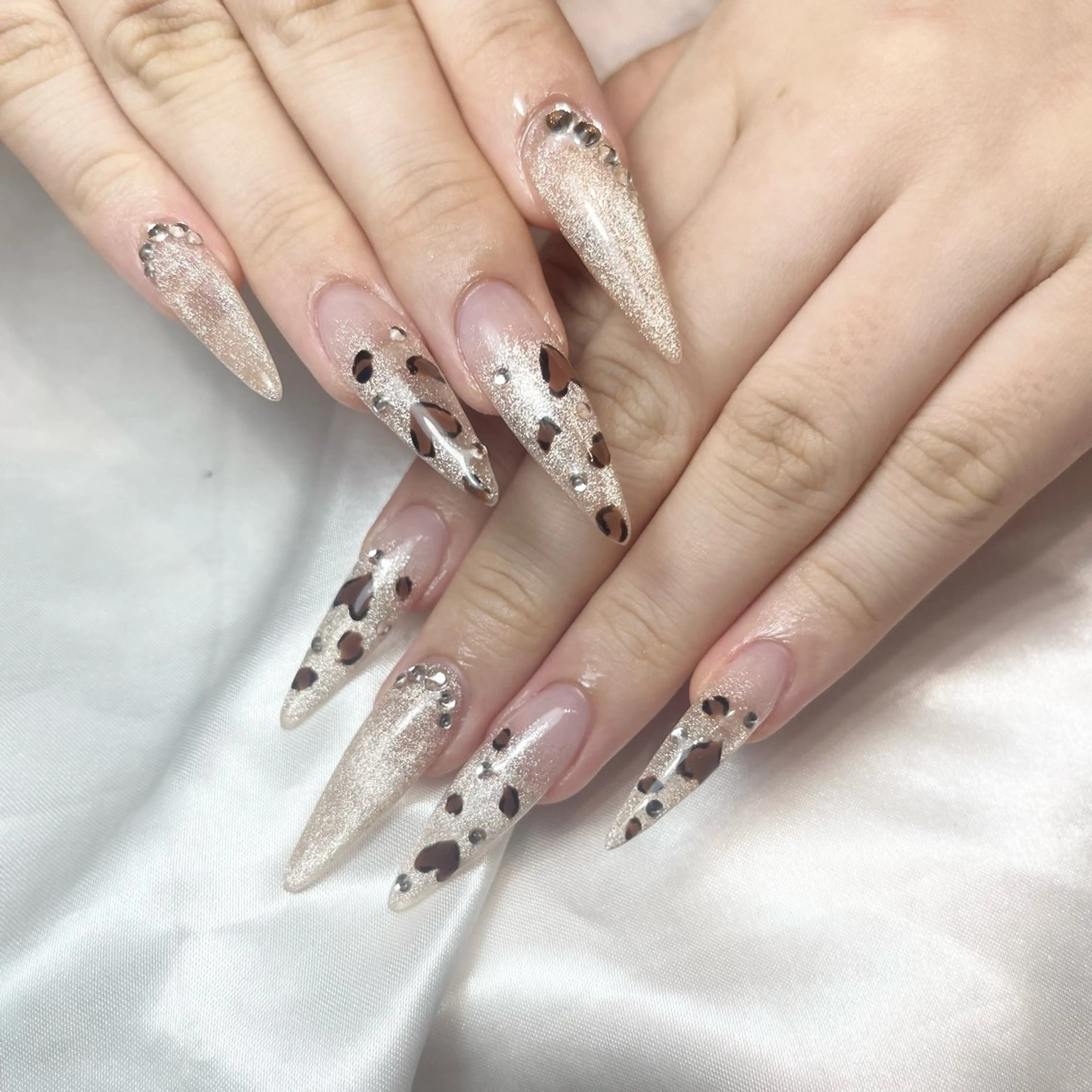 ネイル アートネイル salon de Tiara 碧のネイルデザイン