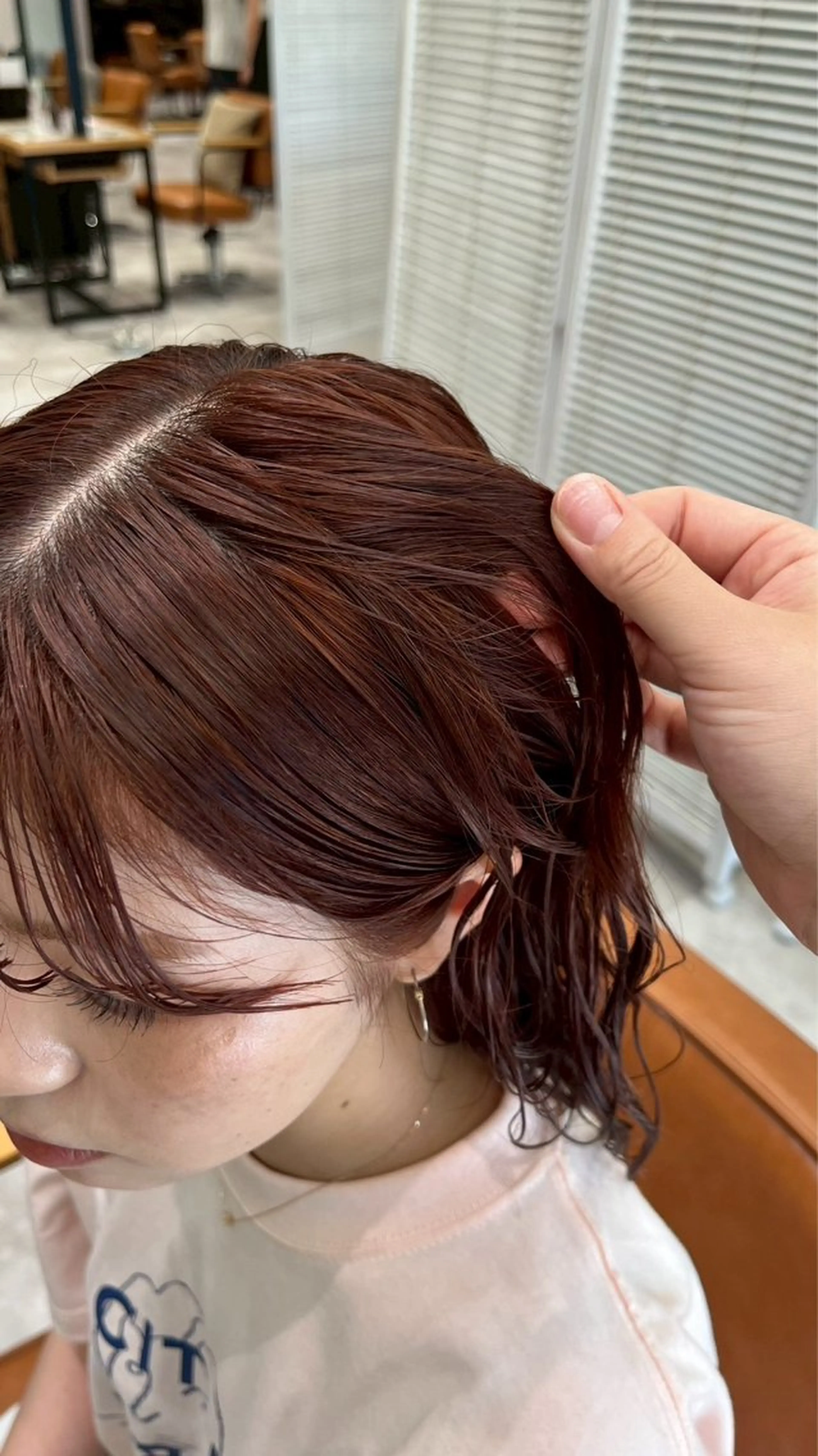 ミディアム カラー ヘアカラー トリートメント 暖色🍇/透明感/ 髪質改善/YUIKOのヘアスタイル