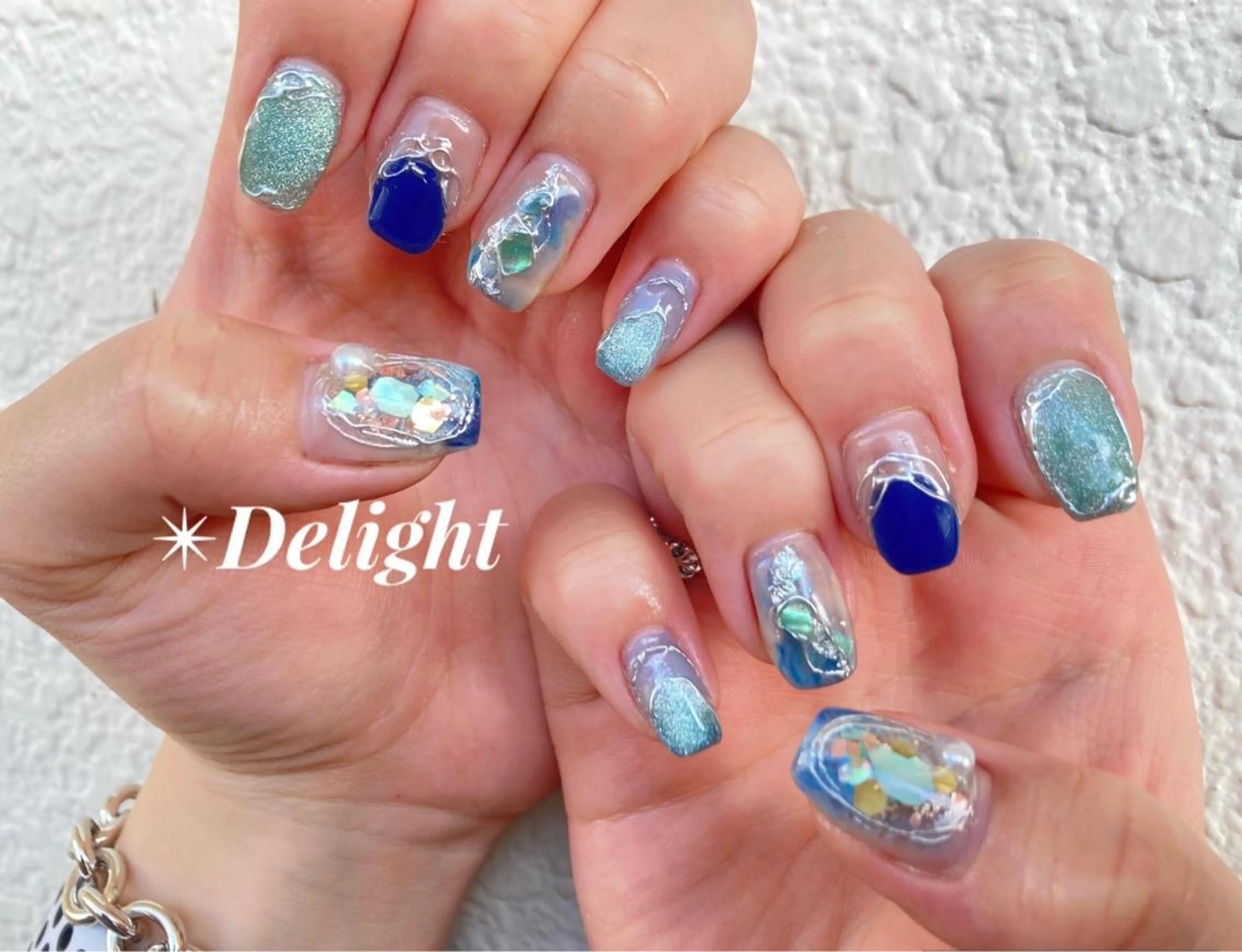 ミディアム ネイル ハンドネイル フットネイル ✴︎ Delightのネイルデザイン