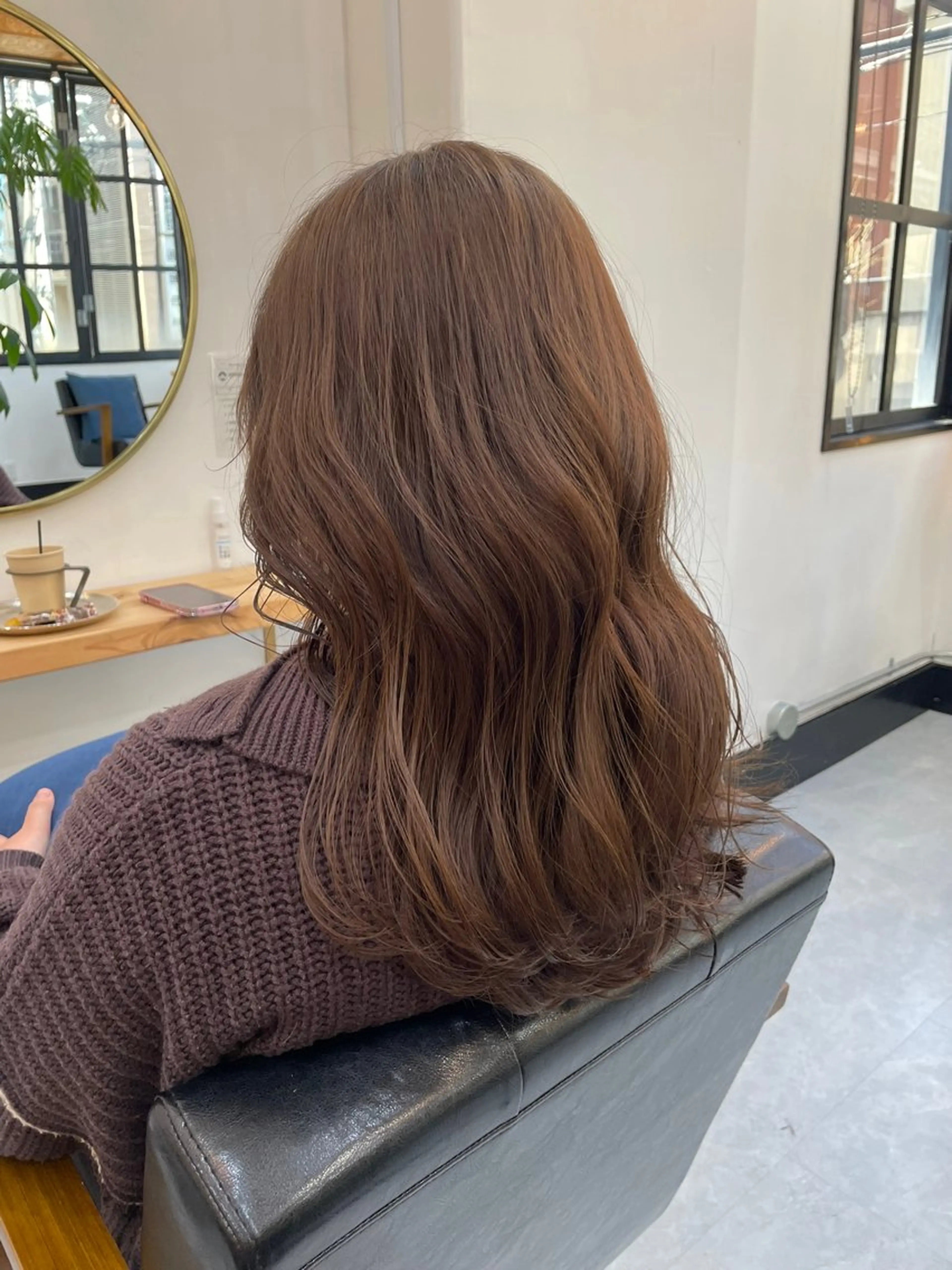 セミロング カラー 高梨 菜々のヘアスタイル