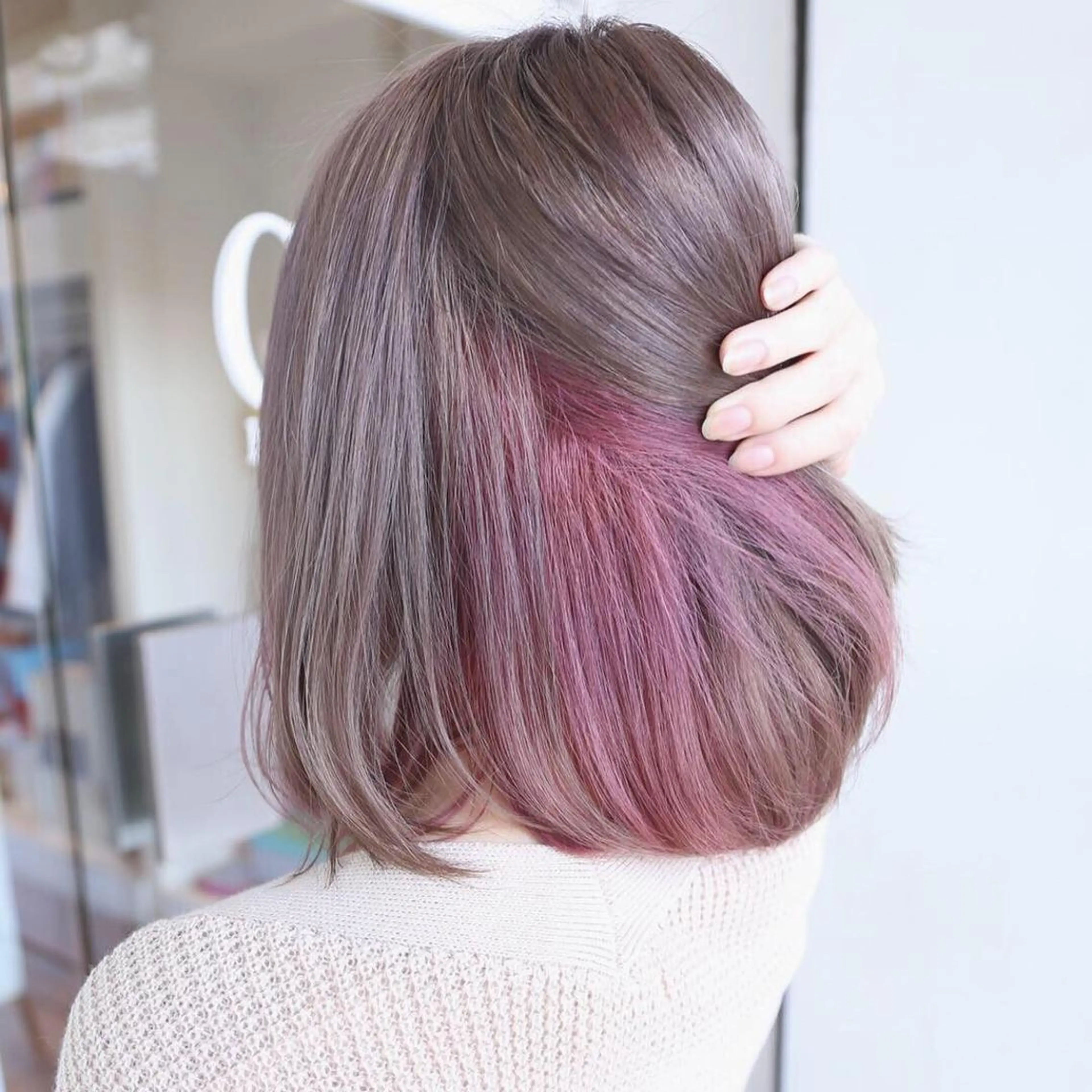 ミディアム カラー ブリーチ グレージュ ピンクカラー 限定1名撮影モデル 村中衣里のヘアスタイル