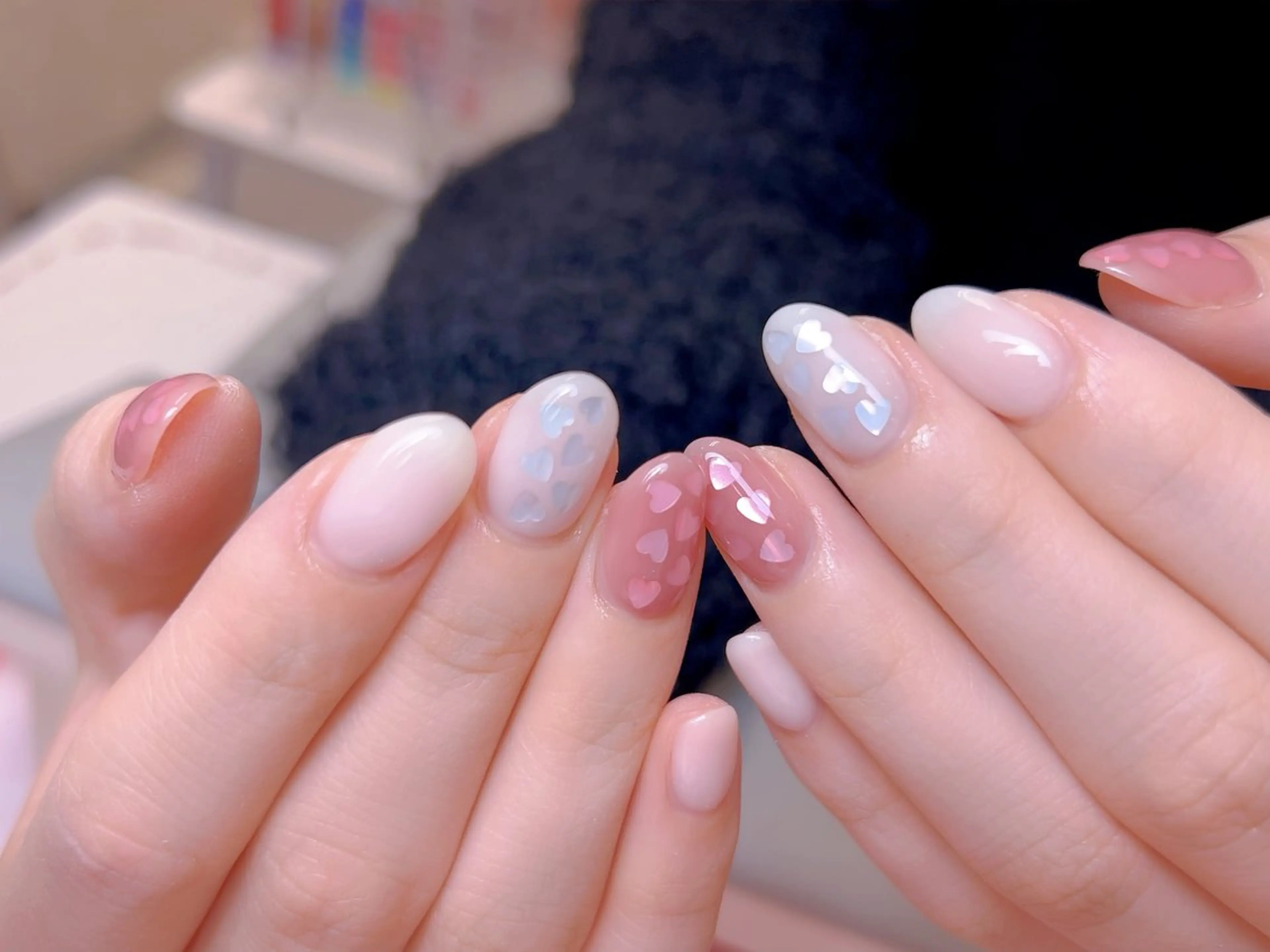 ネイル フレンチネイル ジェルネイル グラデーション 韓国ネイル マグネットネイル ハンドネイル 【長さ出し】 IRIS NAILのネイルデザイン