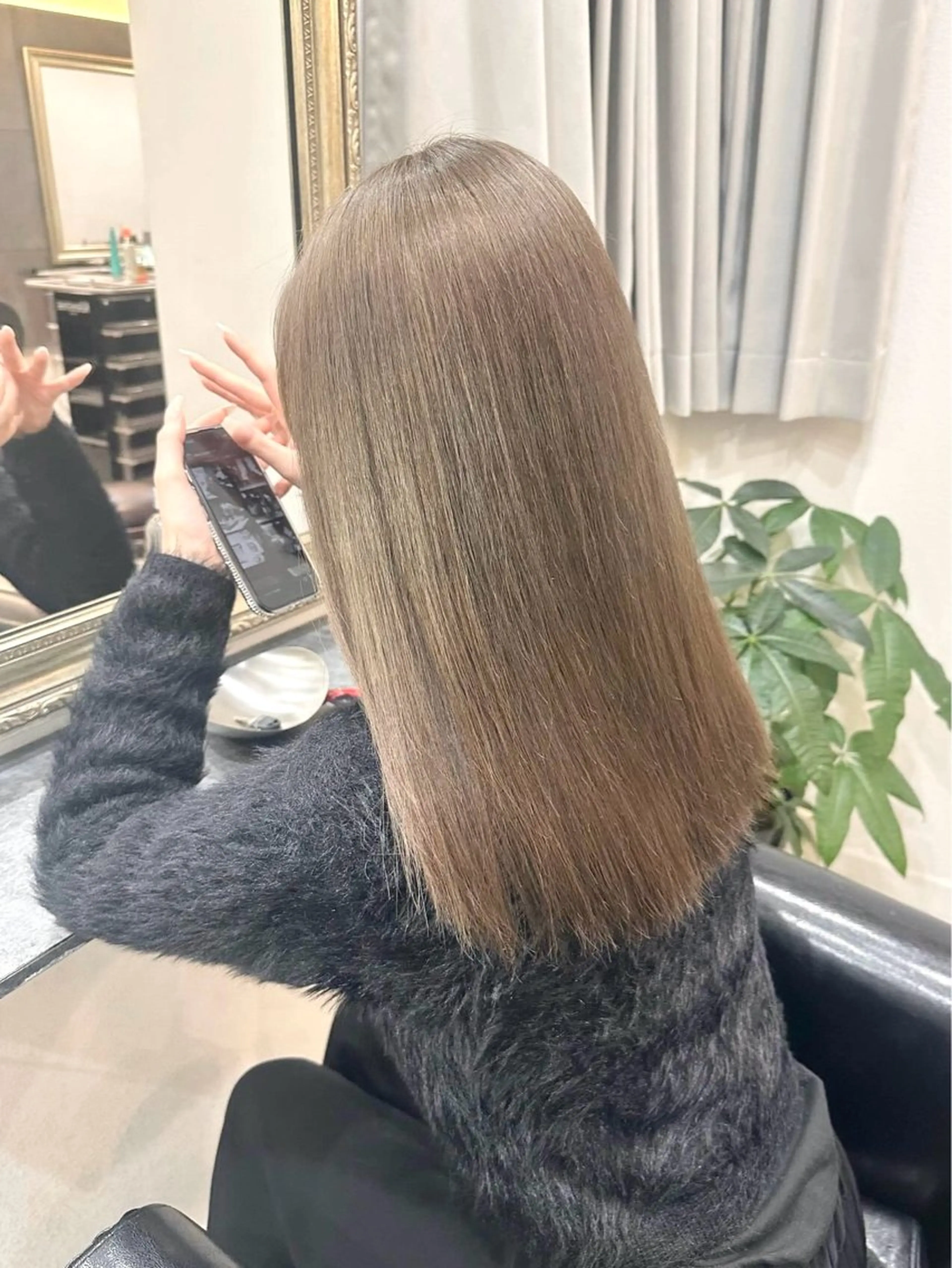 セミロング カラー カット ヘアカラー トリートメント ハイトーン/ウルフ/ レイヤー/Asukaのヘアスタイル