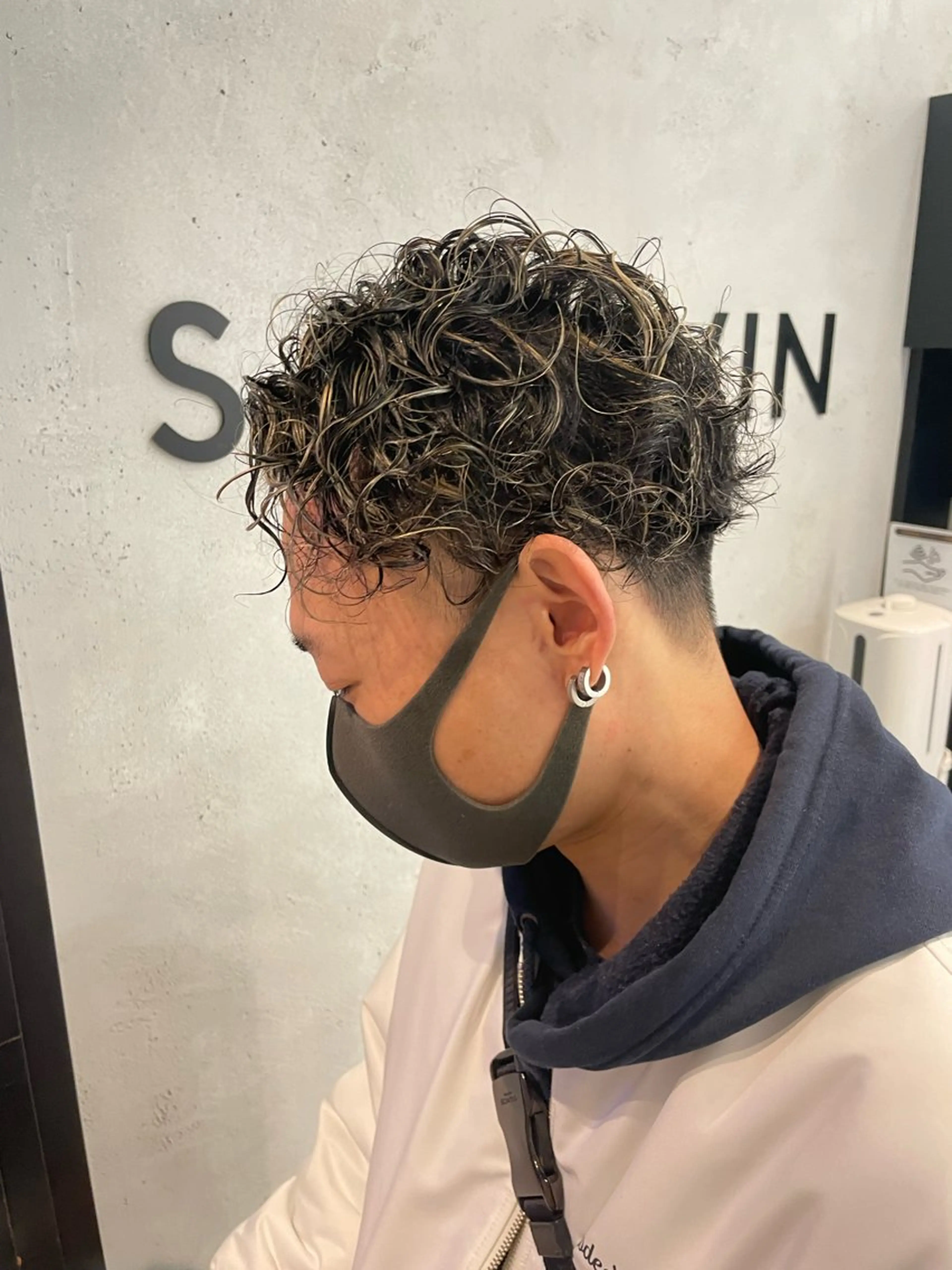 ショート カラー パーマ メンズ カット ヘアカラー パーマ ヘアセット メンズ特化 パーマ/オザワのヘアスタイル