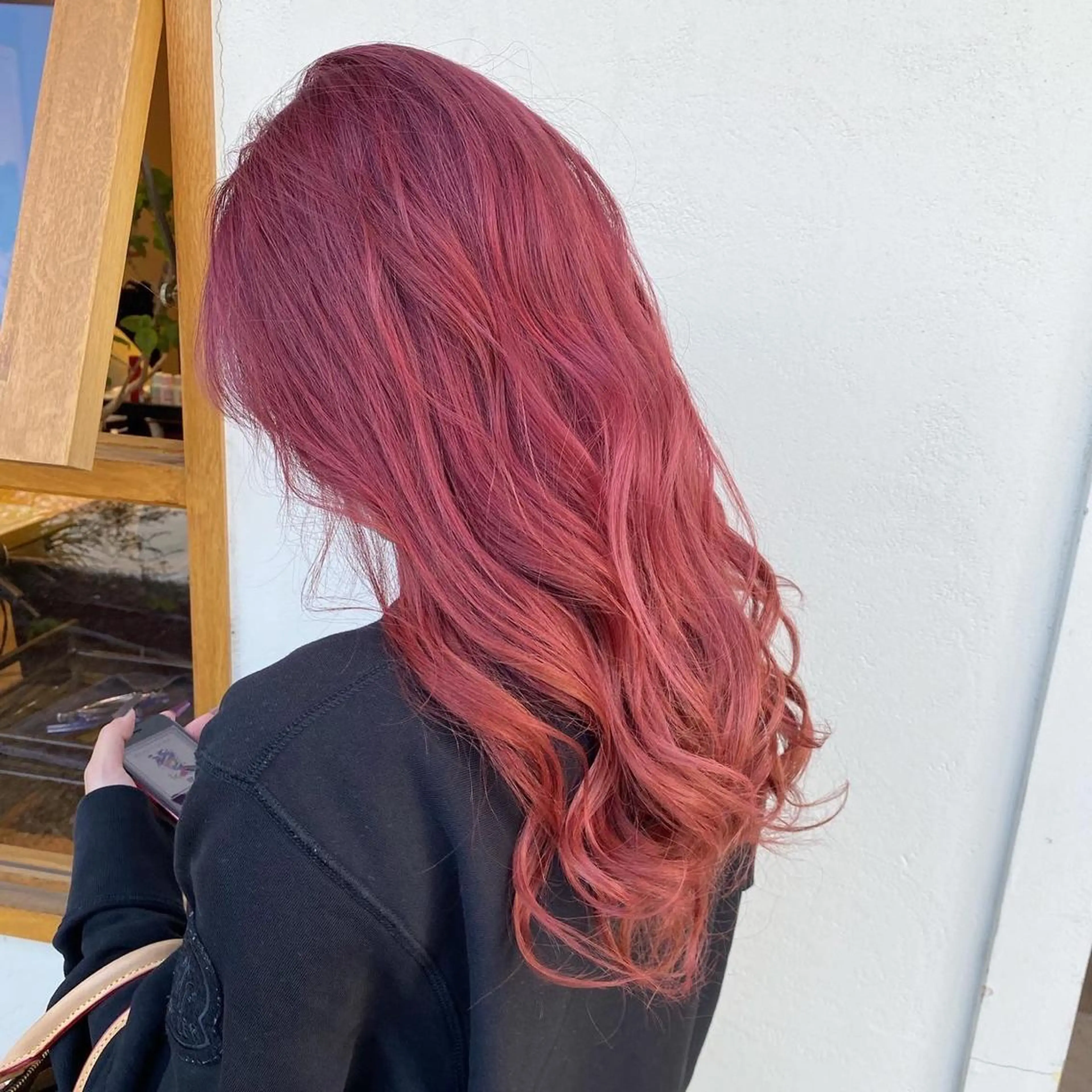 ロング カラー ピンクカラー ヘアカラー 清原 里菜のヘアスタイル